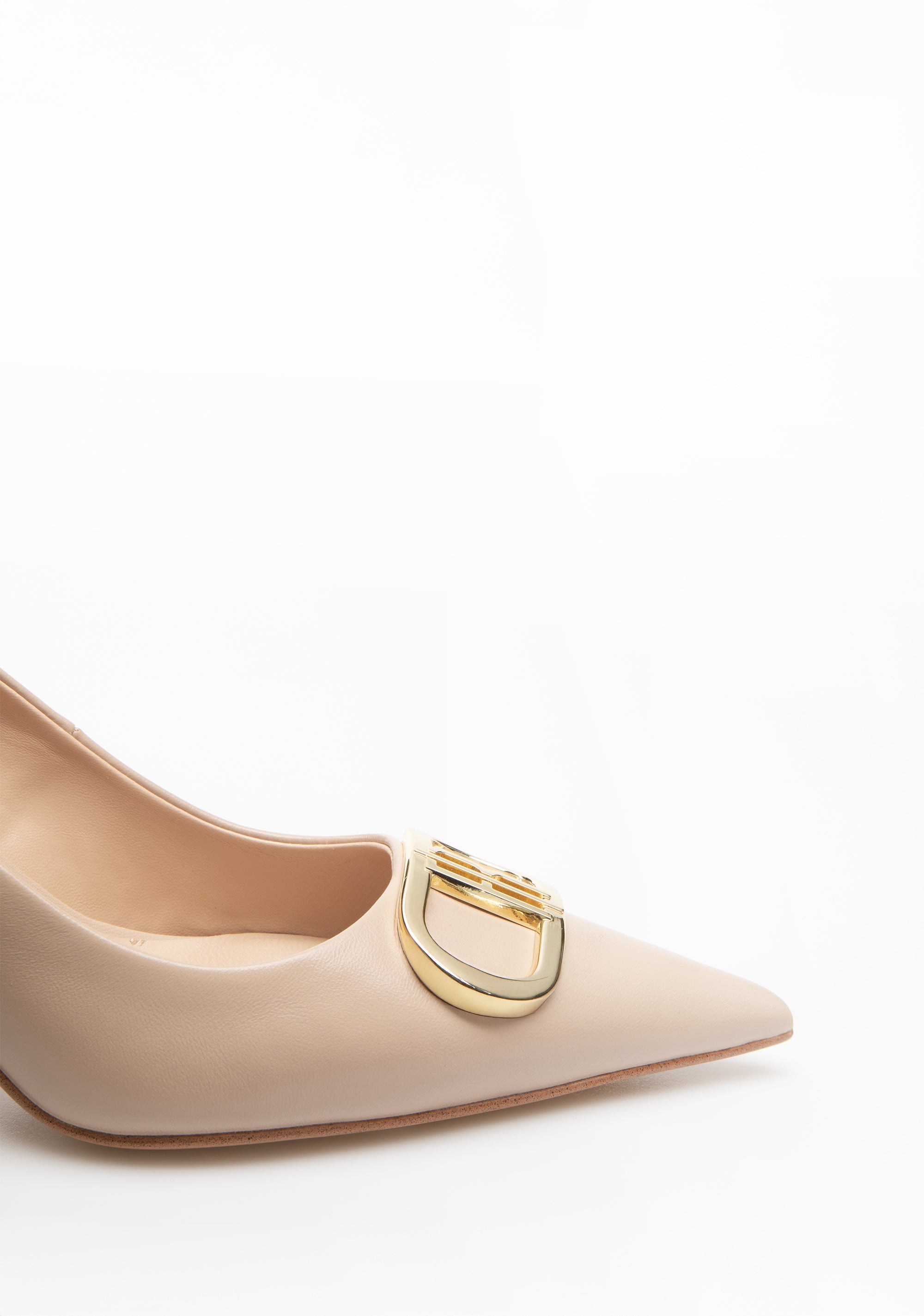 Décolleté a Punta con Tacco