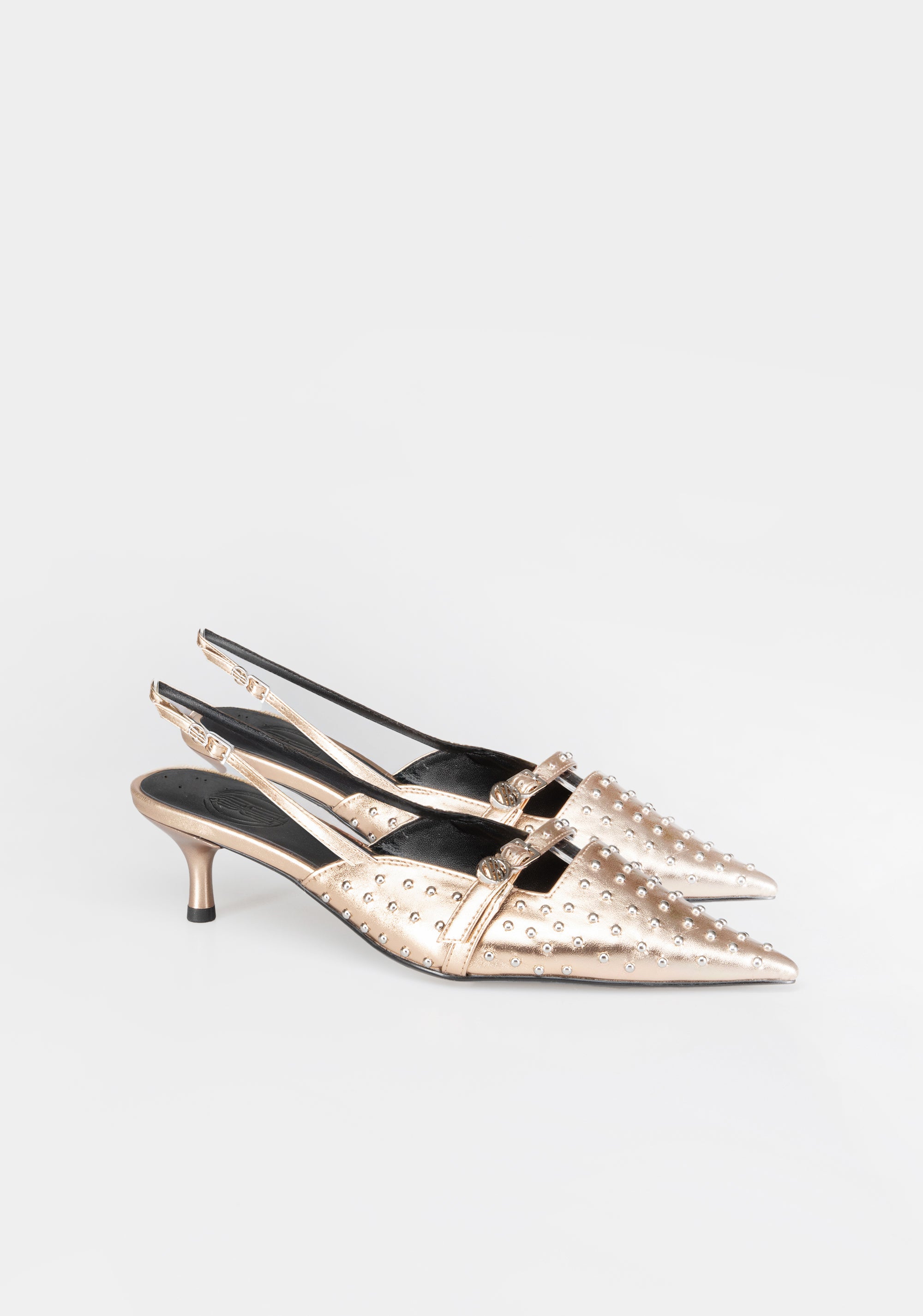 Slingback a Punta con Borchie Metalliche e Tacco Kitten Heel
