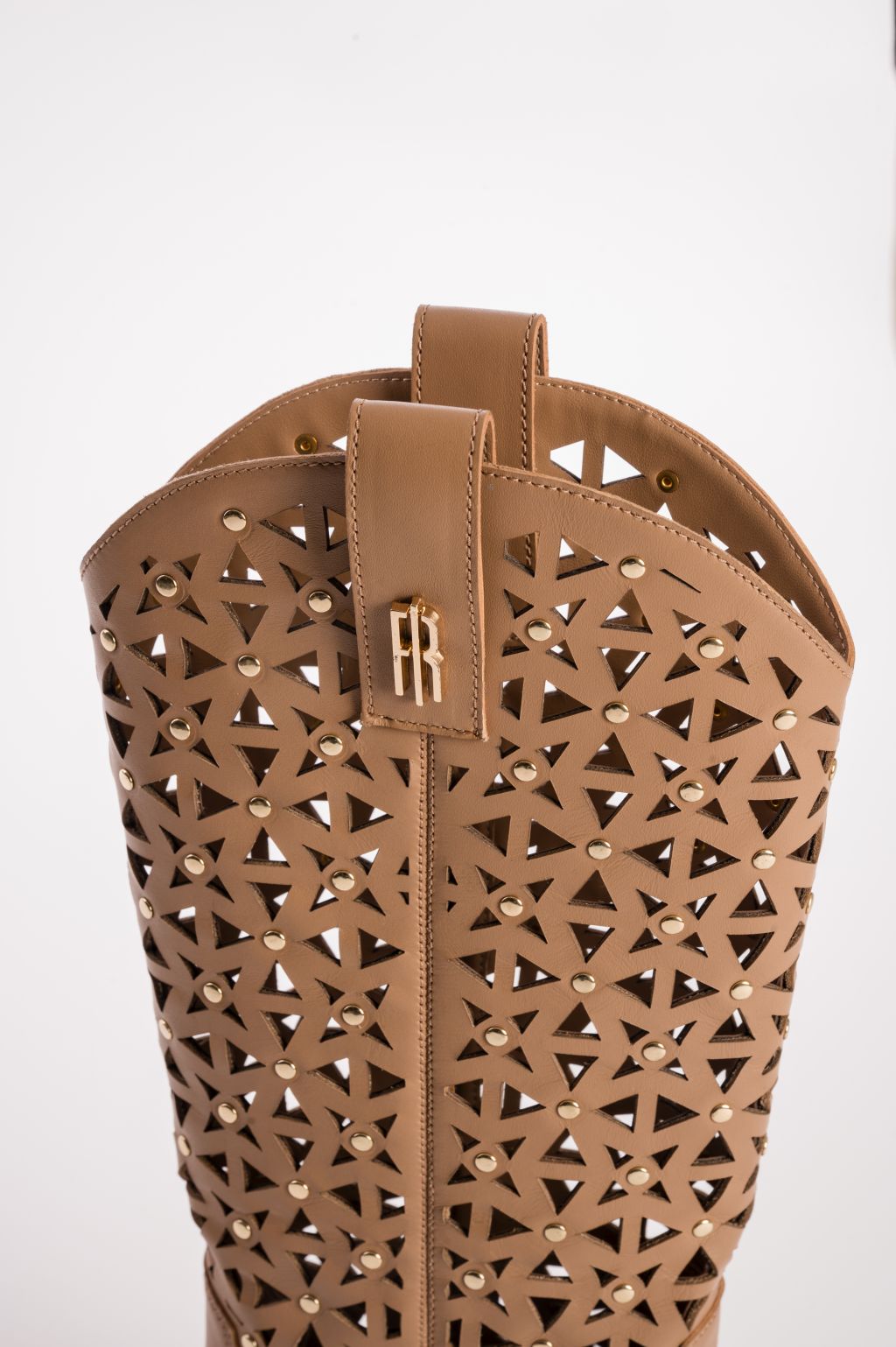 Stivali Texani "Laser-Cut" con Dettagli Borchiati
