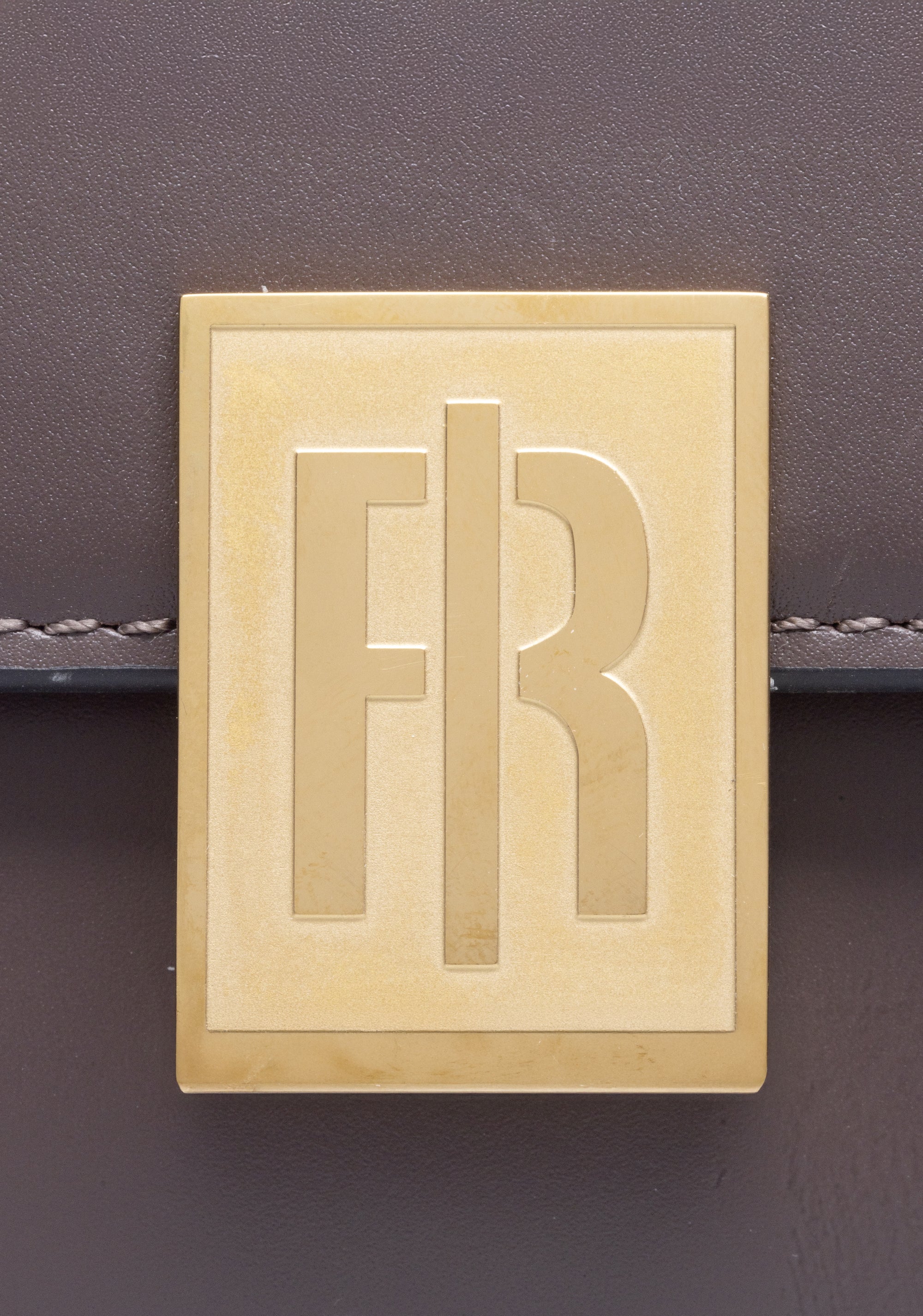 Borsa A Spalla Rettangolare con Logo FR Dorato