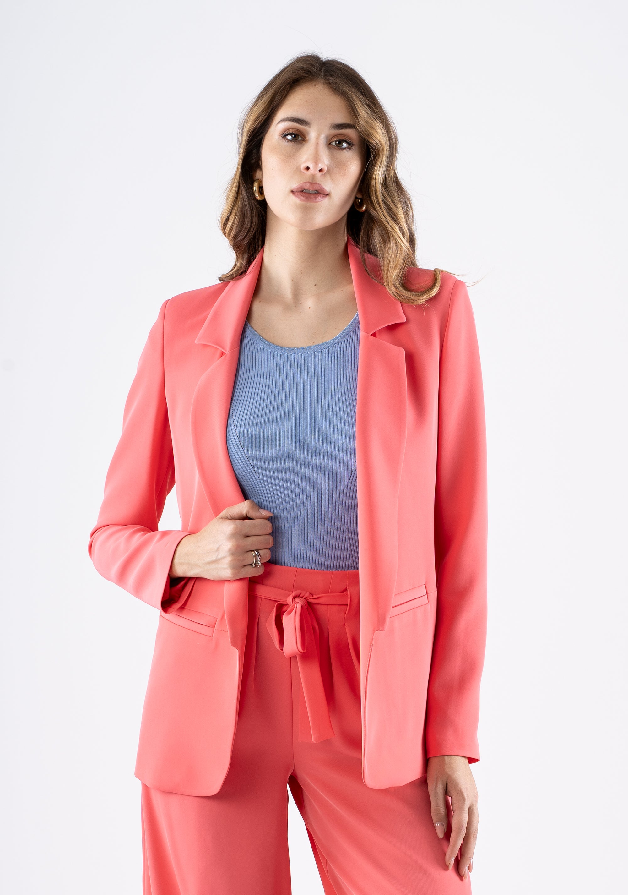 Giacca monopetto elegante con tasche a filetto