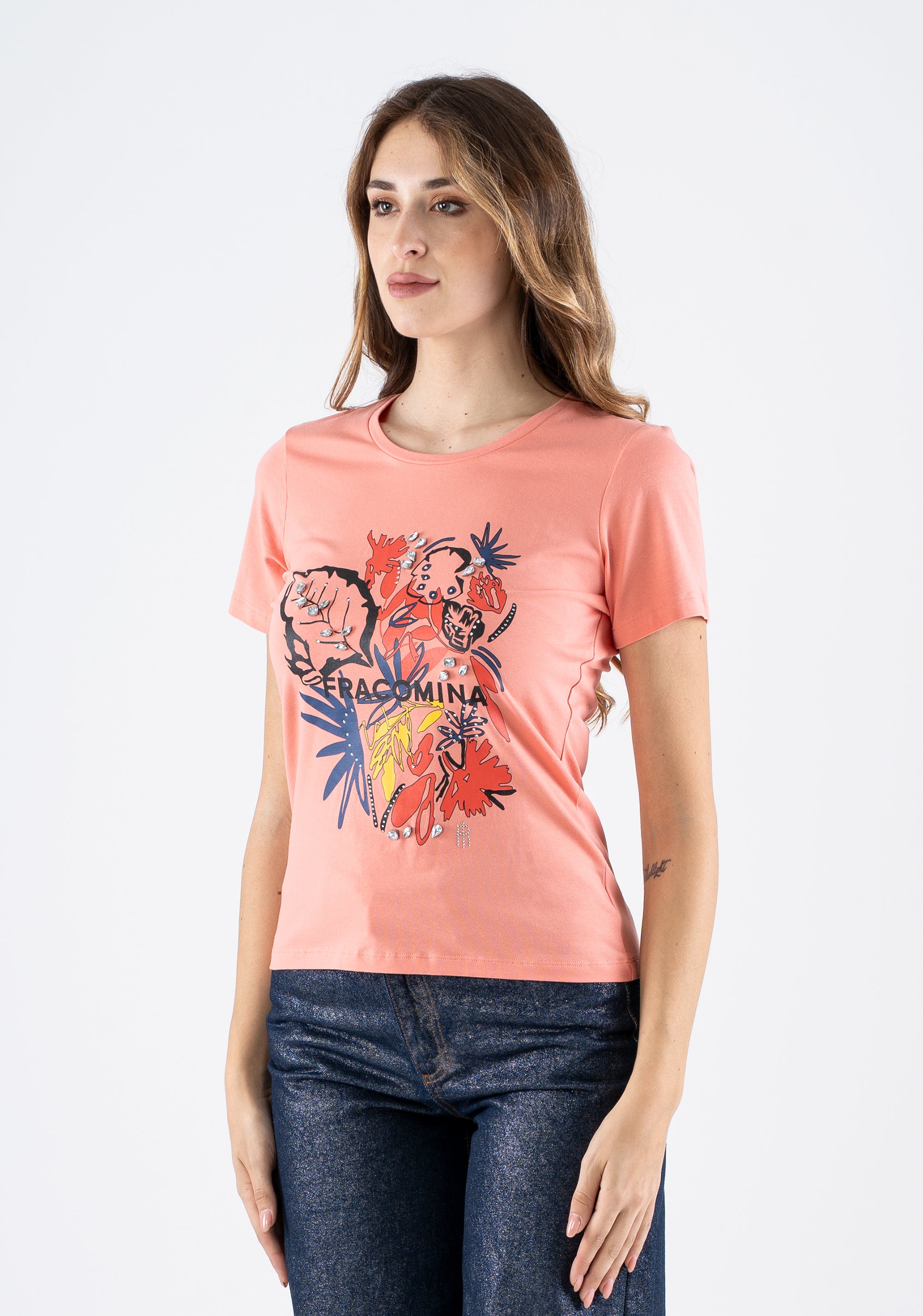 T-shirt con stampa tropicale e dettagli strass