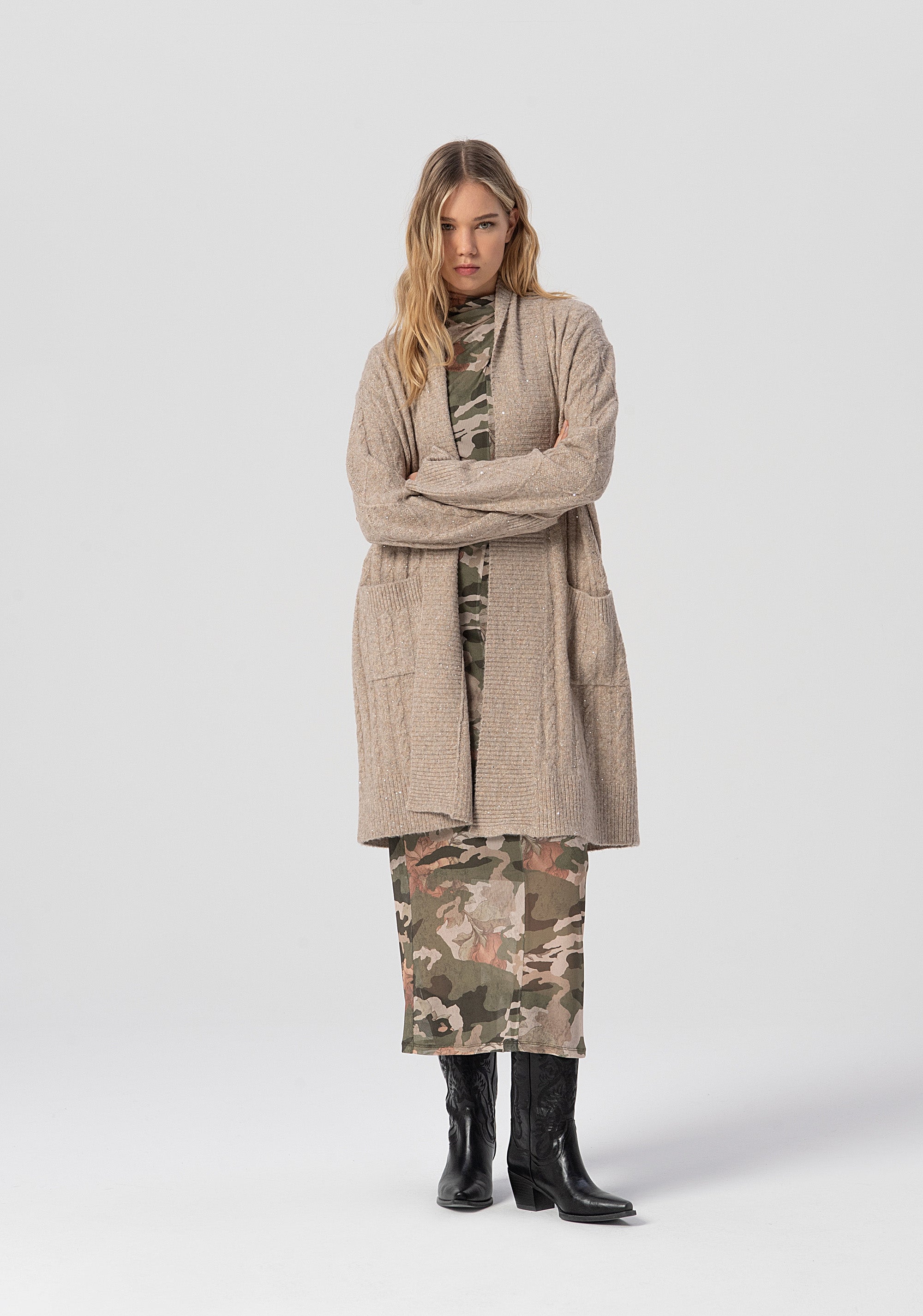 Cardigan over lungo con punto treccia FJ25WT8003K474N6-257 Fracomina