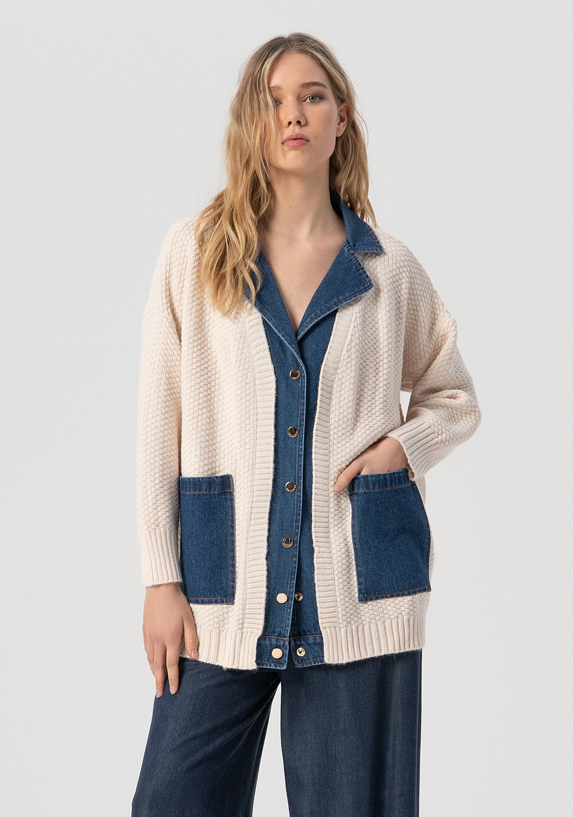 Cardigan Asimmetrico Donna Fairy Trendz – Maniche Lunghe, Chiffon Stampa Farfalla, Con Zip, Drappeggio A Cascata – Colore Pesca Nudo, Taglia 48 (UK 14/US 10)
