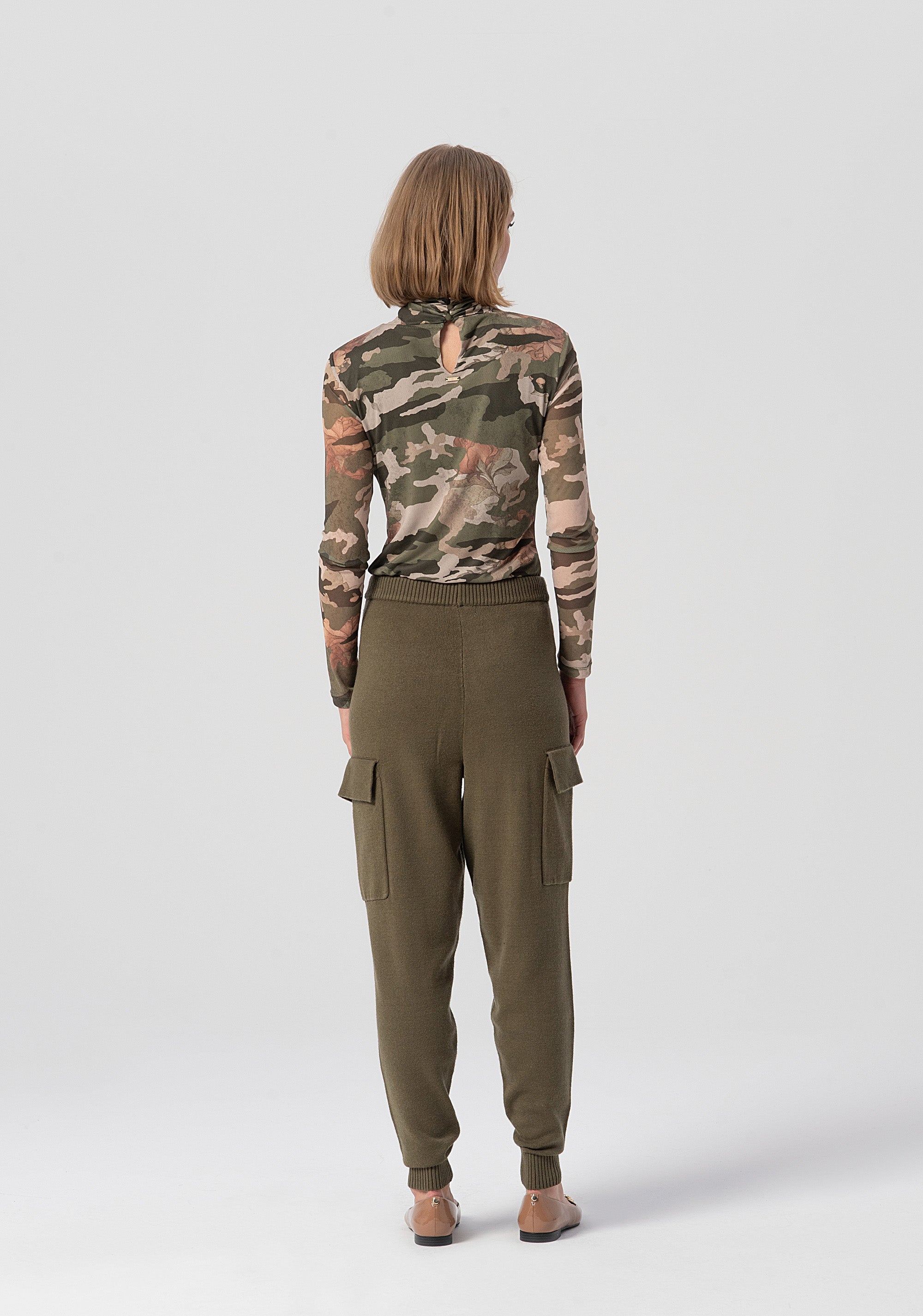Pantalone regular modello jogger in maglia FJ25WV2001K50201-M20 Fracomina
