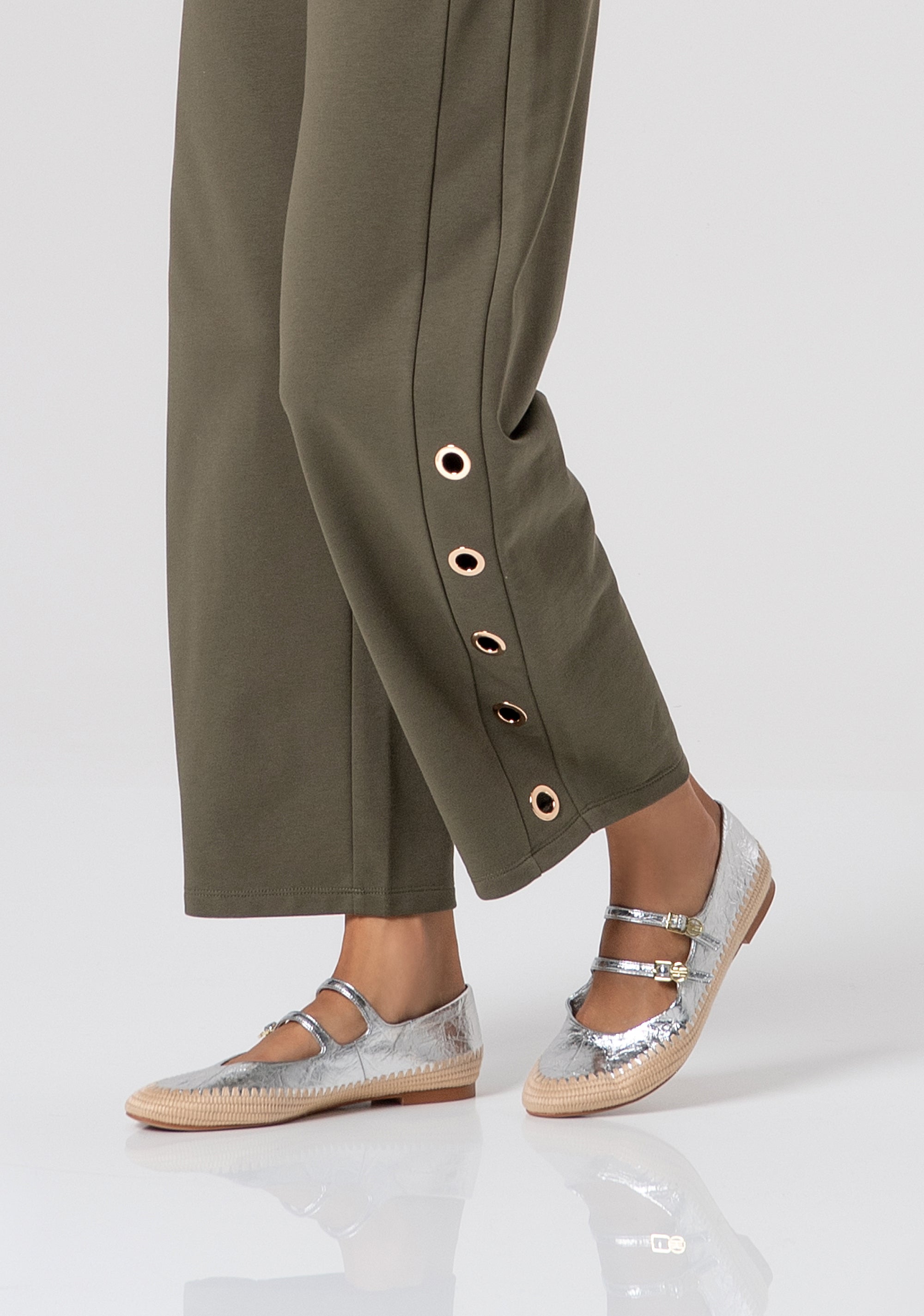 Pantalone carrot balloon fit in felpa con occhielli vela applicati FJ26SVD001F44901-M47 Fracomina