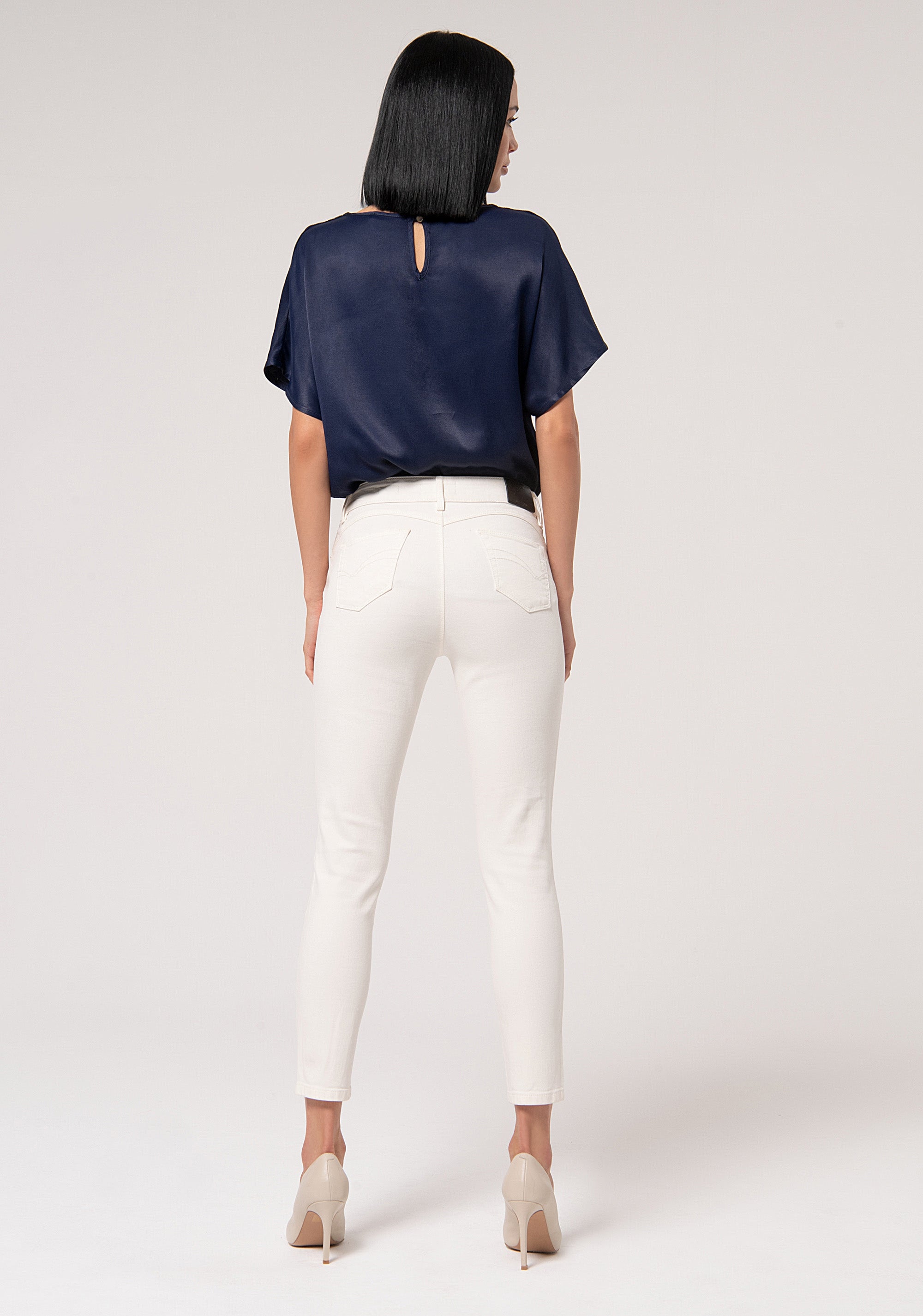 Pantalone slim effetto perfect shape in bull colorato
