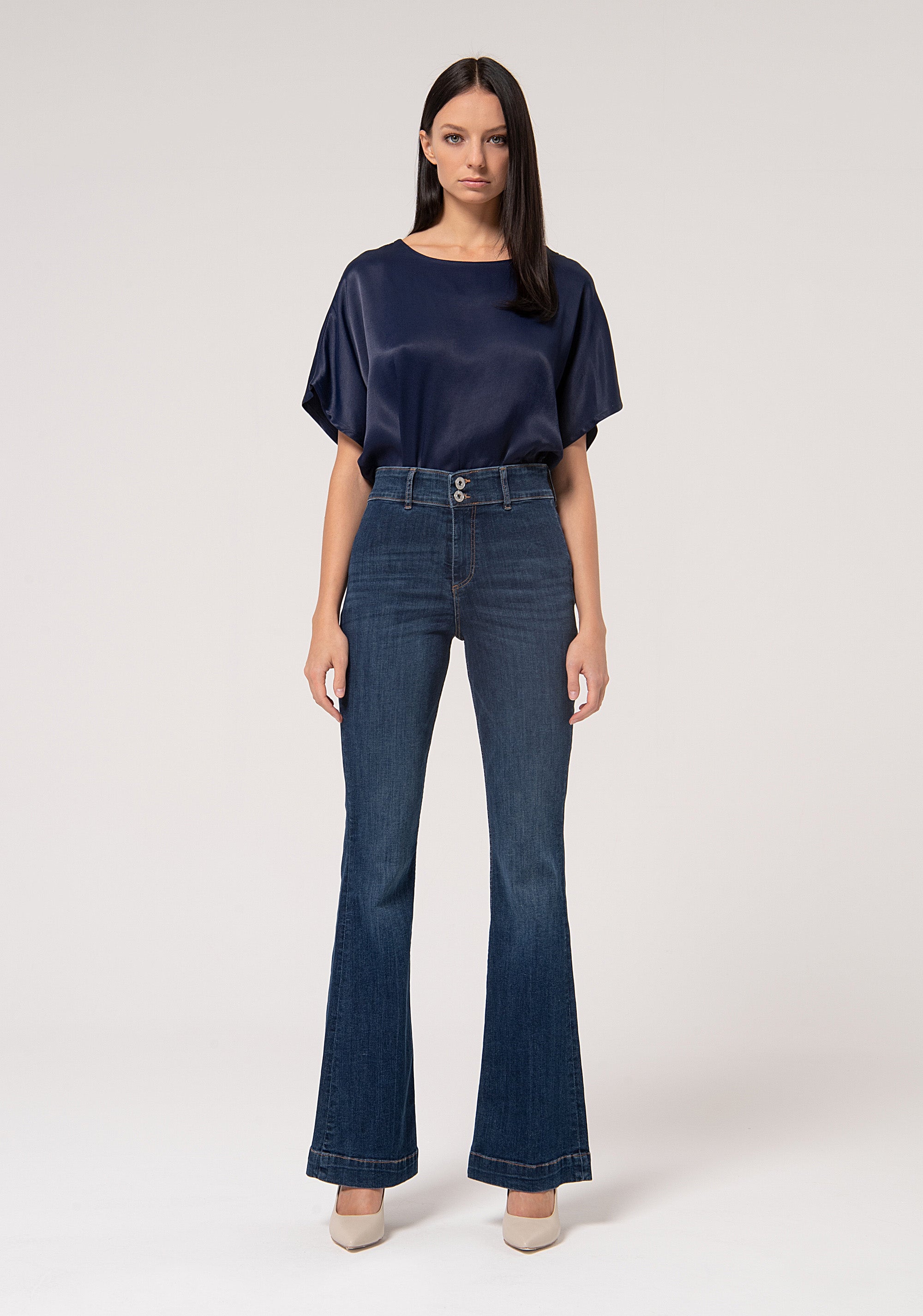 Jeans bootcut in denim stretch con lavaggio medio FP24WVA009D40902-987 Fracomina