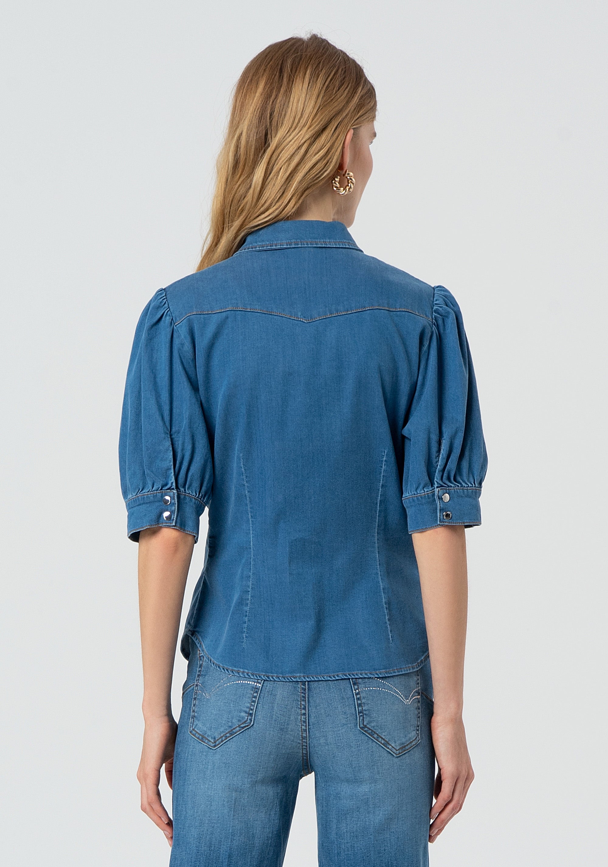 Camicia regular in denim con lavaggio medio FP25ST6004D46302-258 Fracomina
