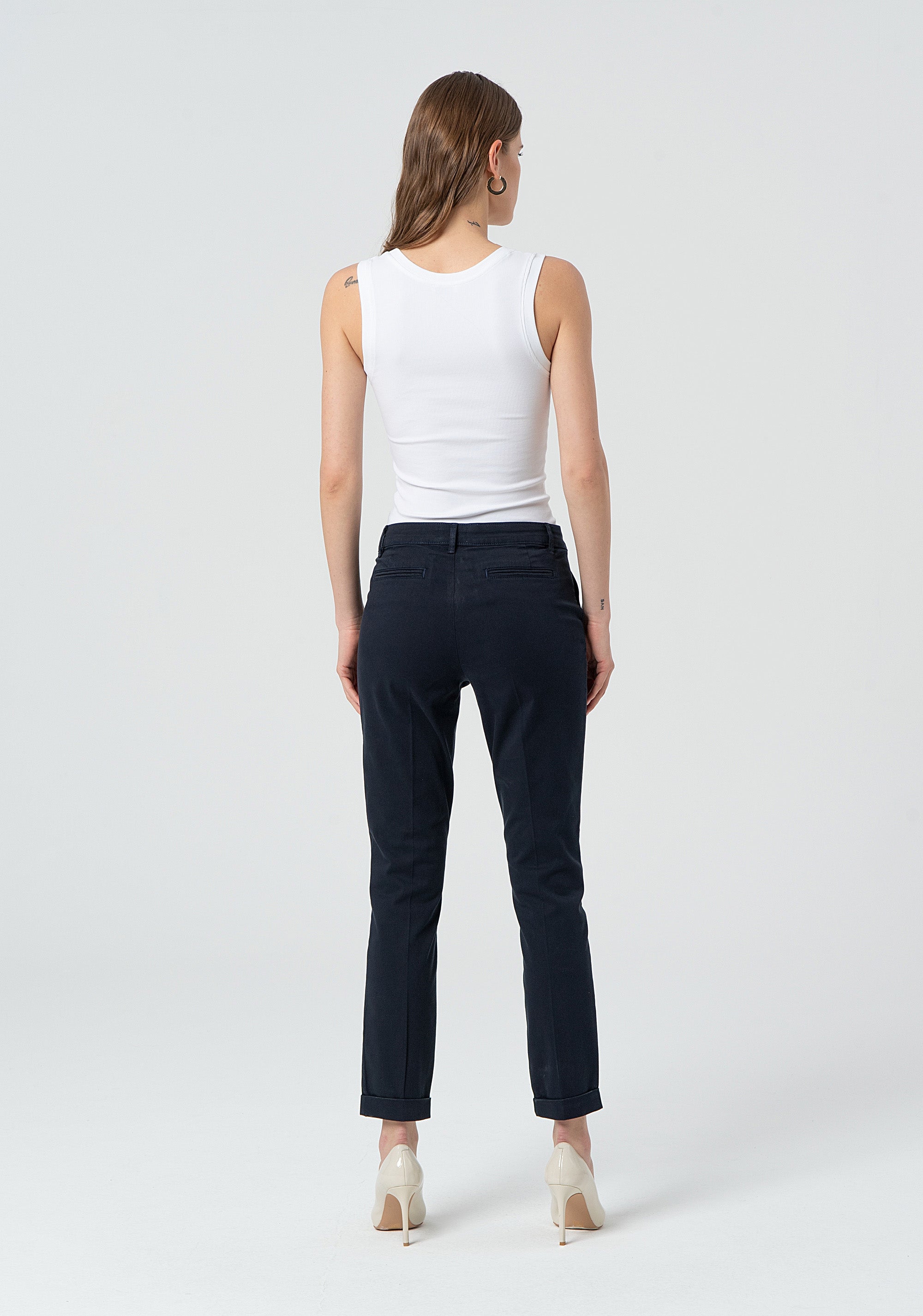 Pantalone regular in raso