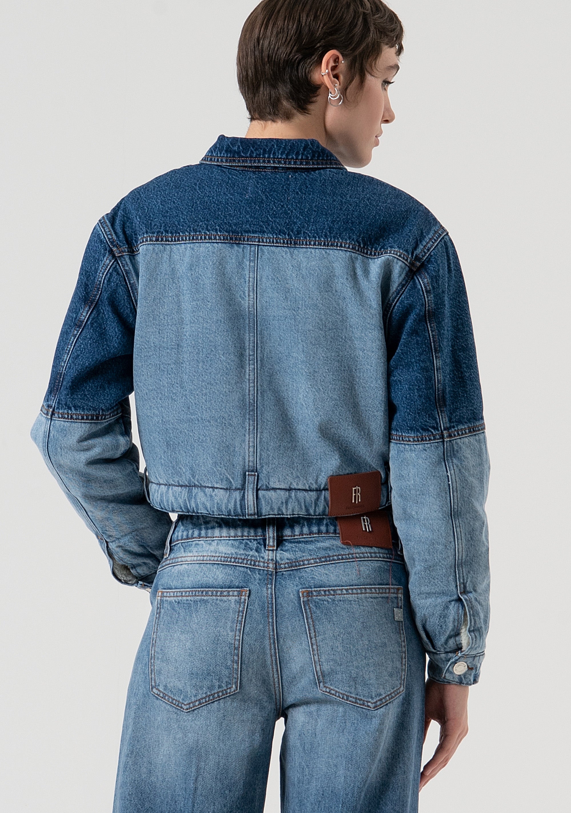 Giacca imbottita regular in denim con lavaggio vintage FP25WJ4008D41993-T63 Fracomina