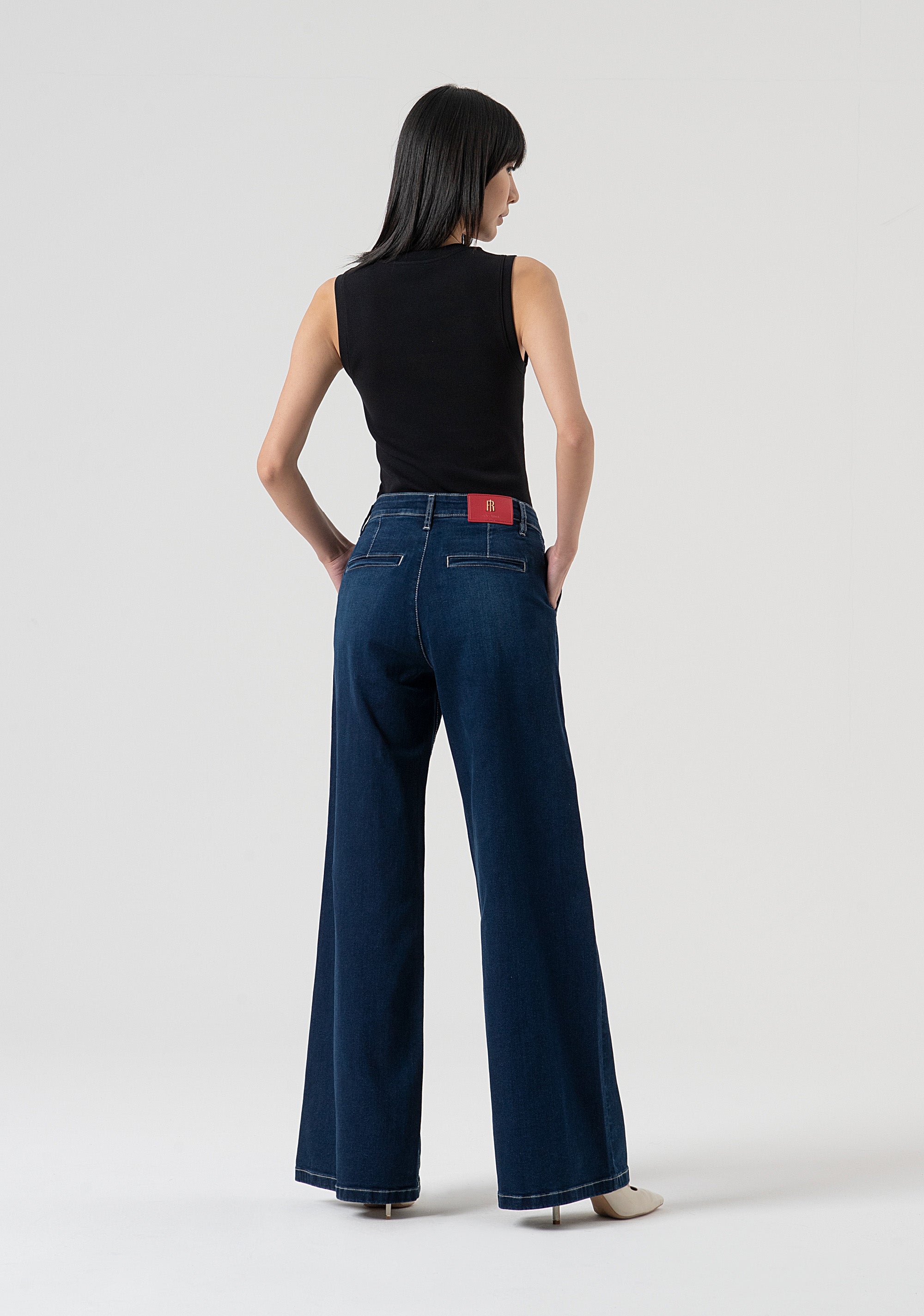 Jeans flare in denim con lavaggio scuro FP25WV3016D46093-117 Fracomina