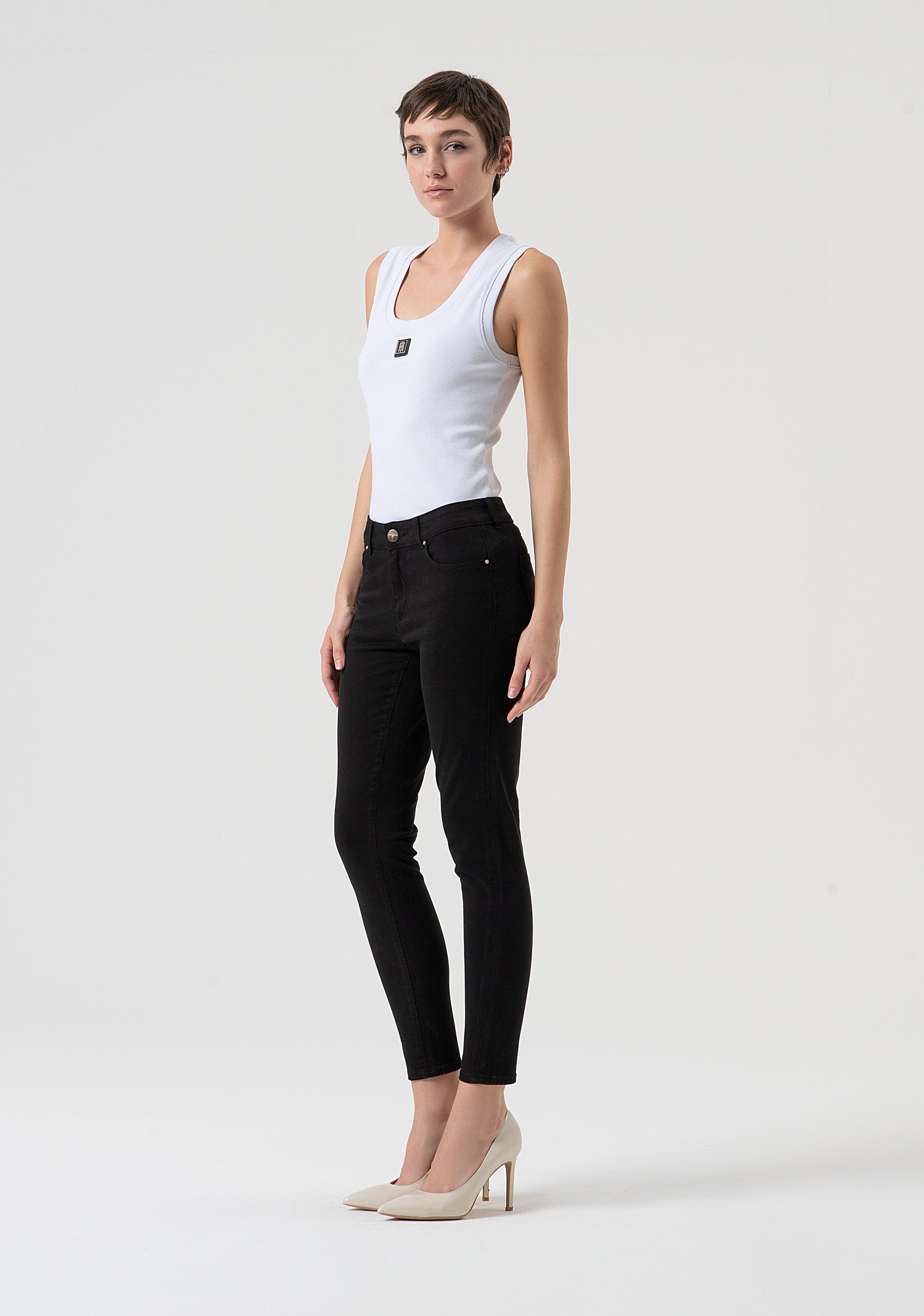 Jeans slim effetto push up in raso FP25WV8000W72001-053 Fracomina