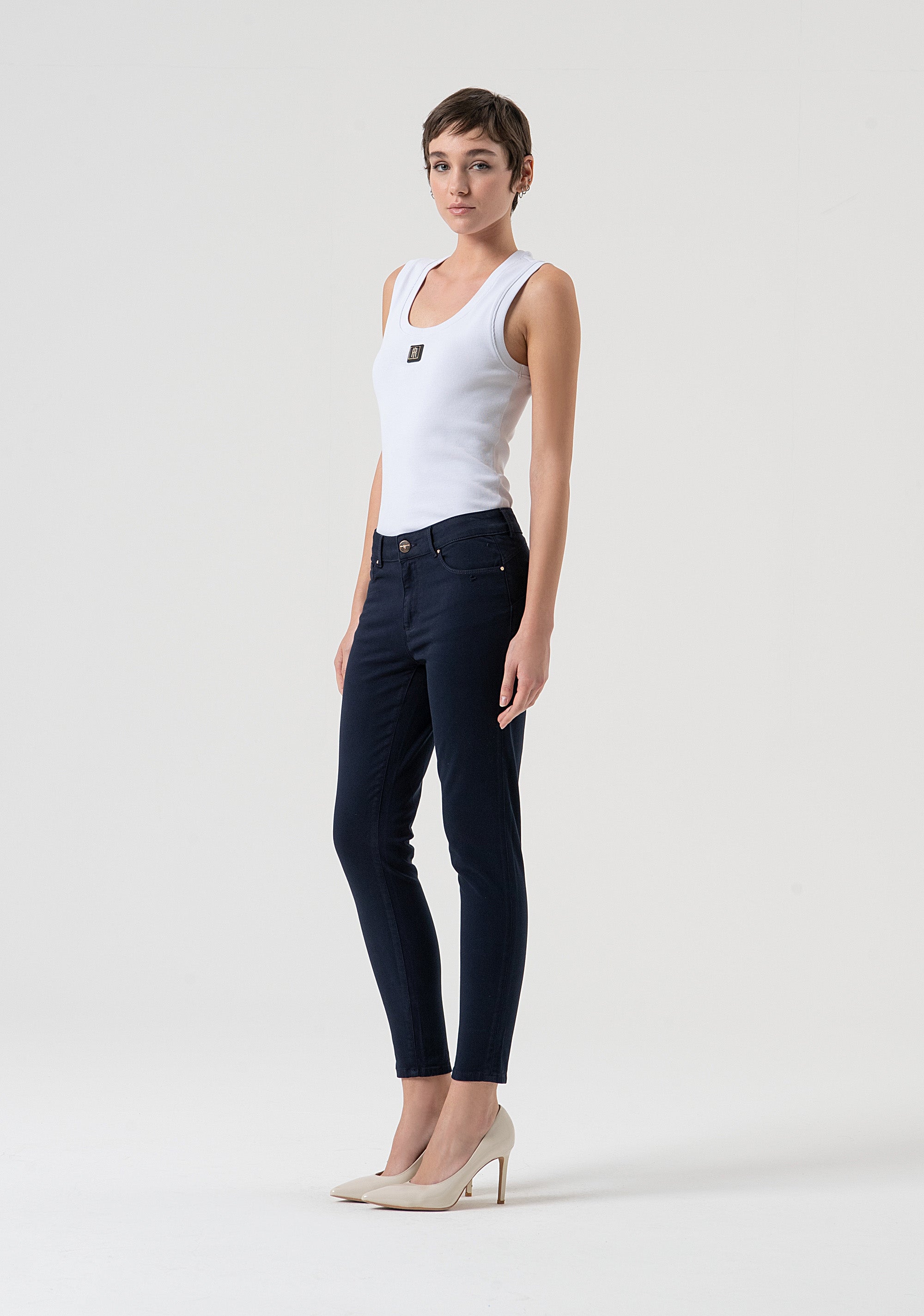 Jeans slim effetto push up in raso FP25WV8000W72001-117 Fracomina