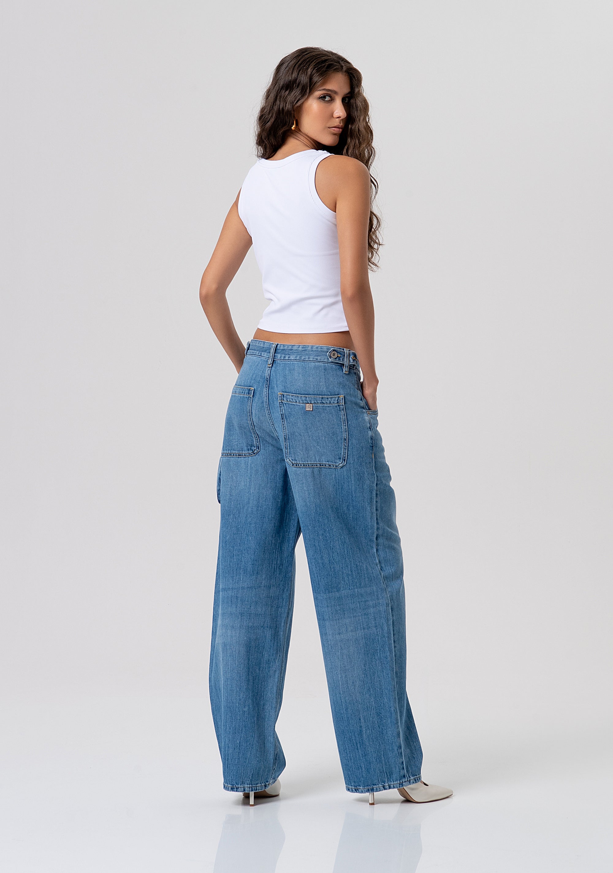 Jeans carrot in denim con lavaggio chiaro FP26SV2005D41902-258 Fracomina