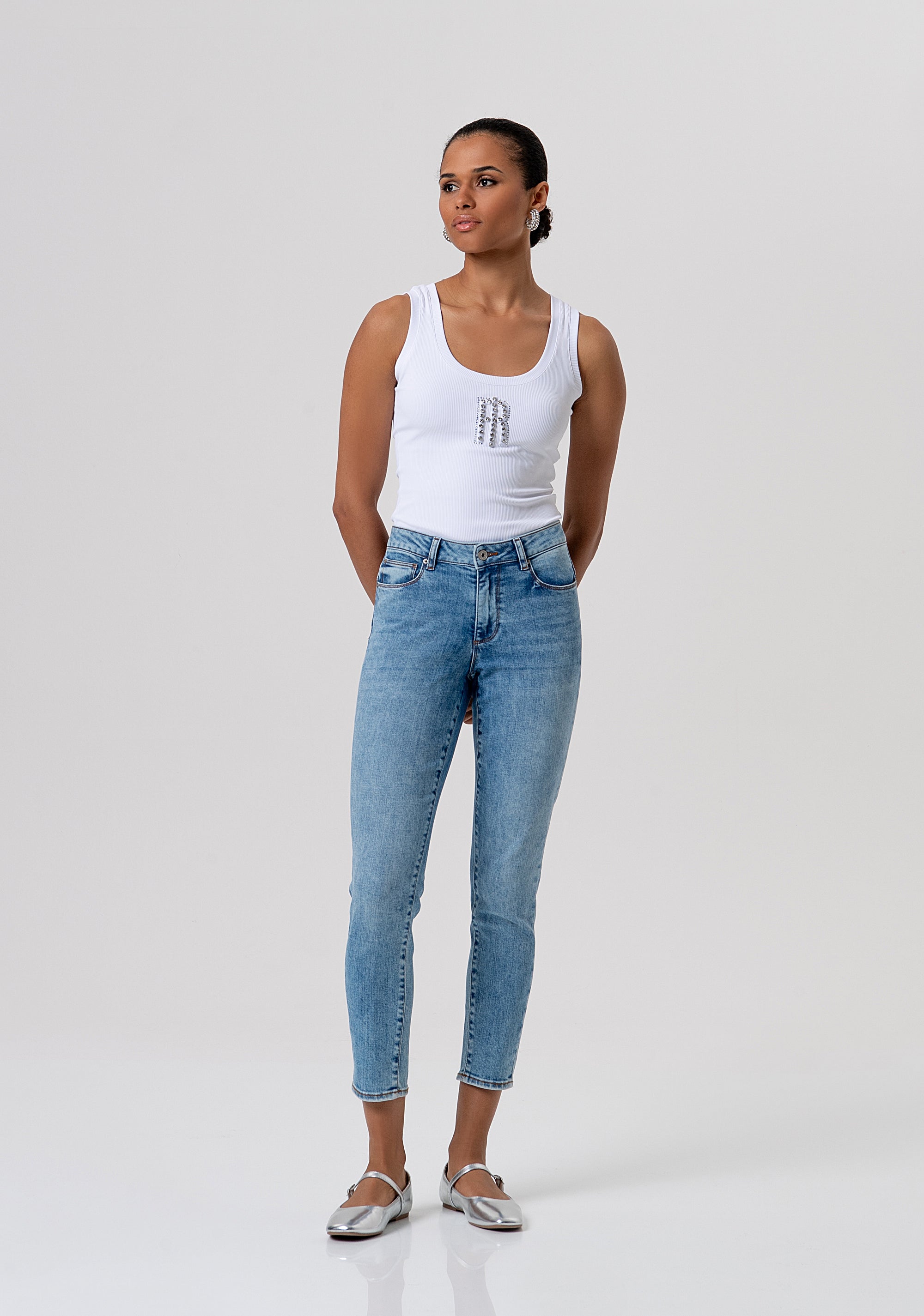 Jeans slim effetto push up in denim con lavaggio bleached FP26SV8000D45003-062 Fracomina