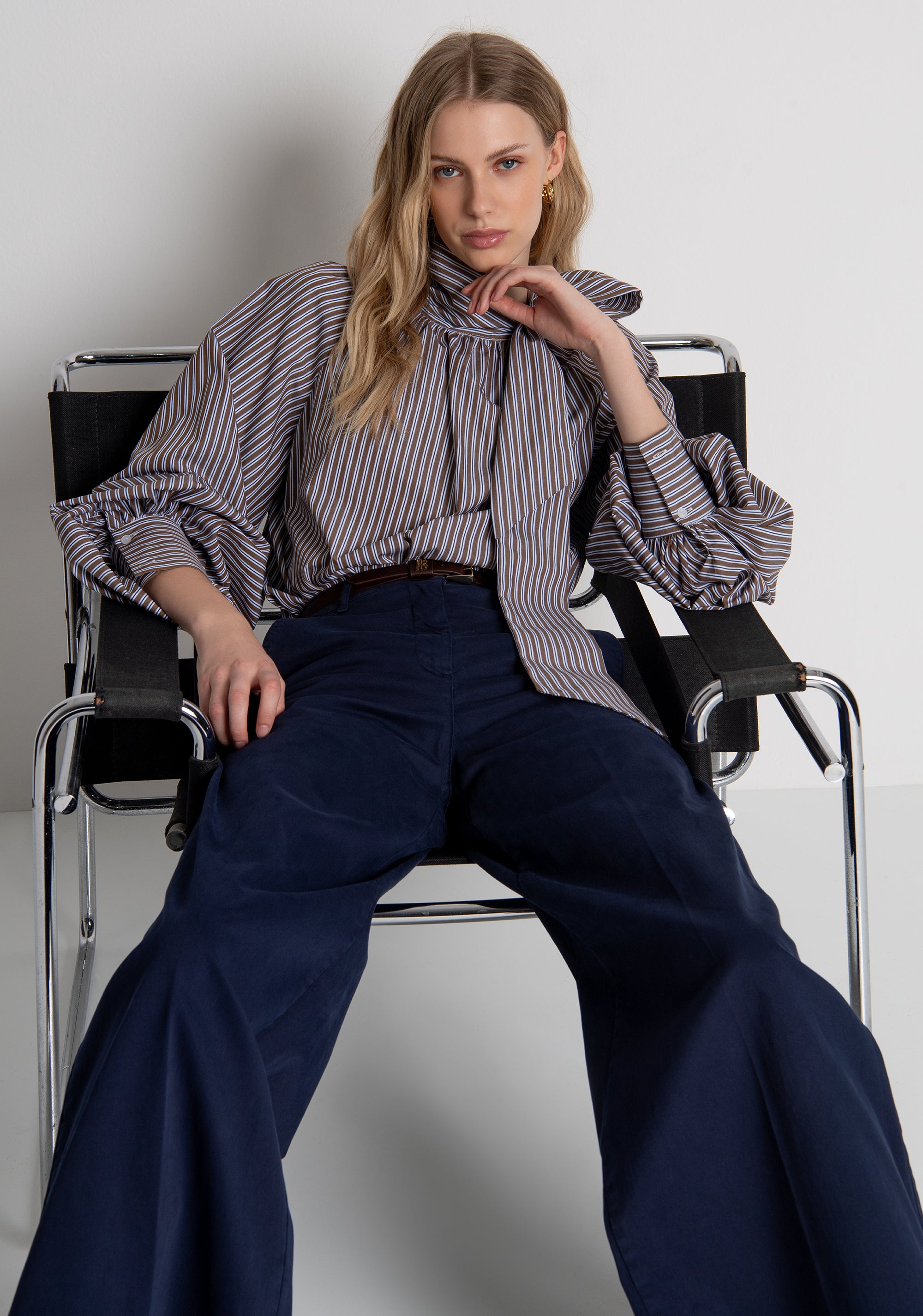 Pantalone wide leg modello chino in raso FRACOMINA — immagine 1 di 6