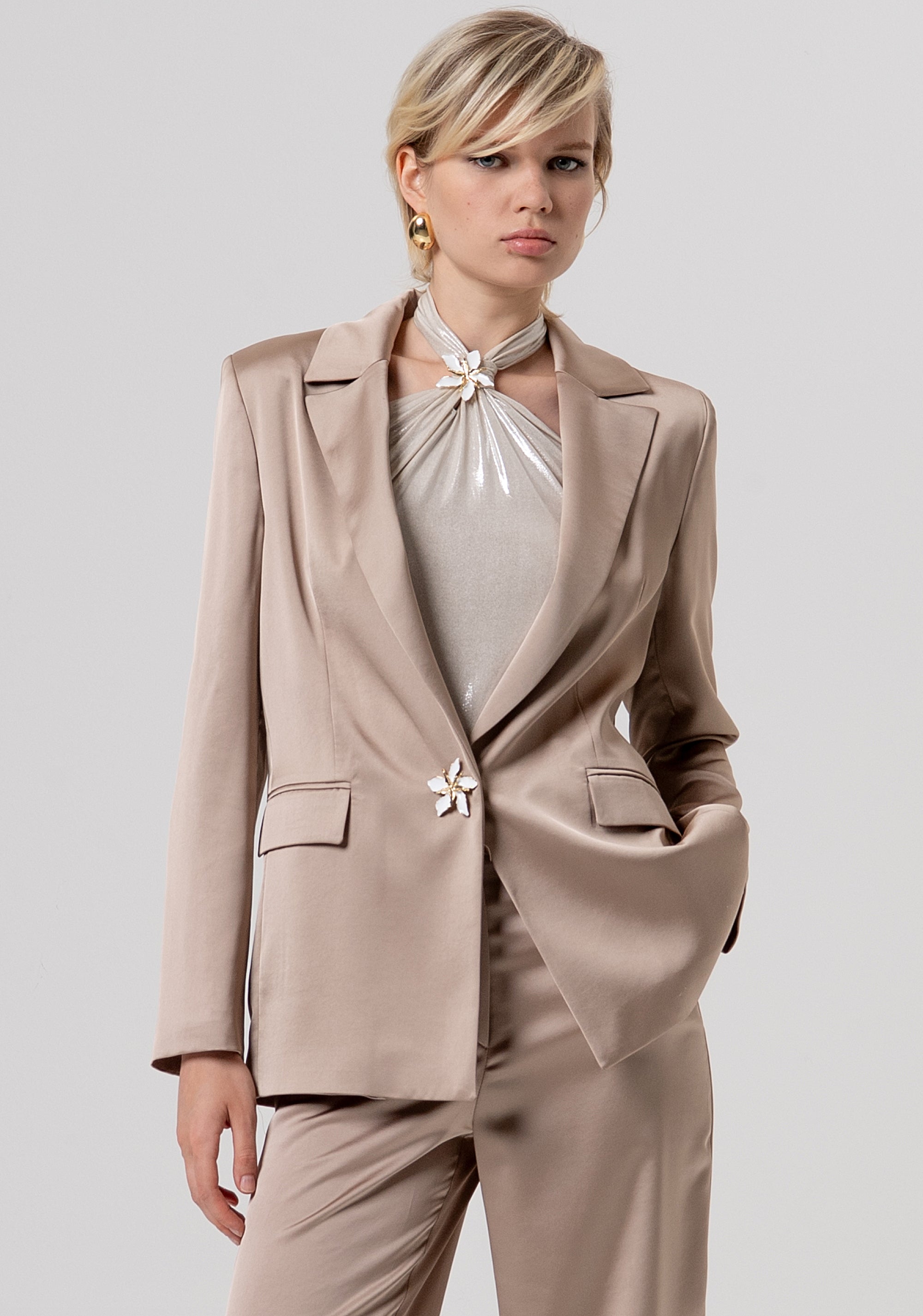 Blazer oversized monopetto in raso FQ26SJ3005W47001-050 Fracomina