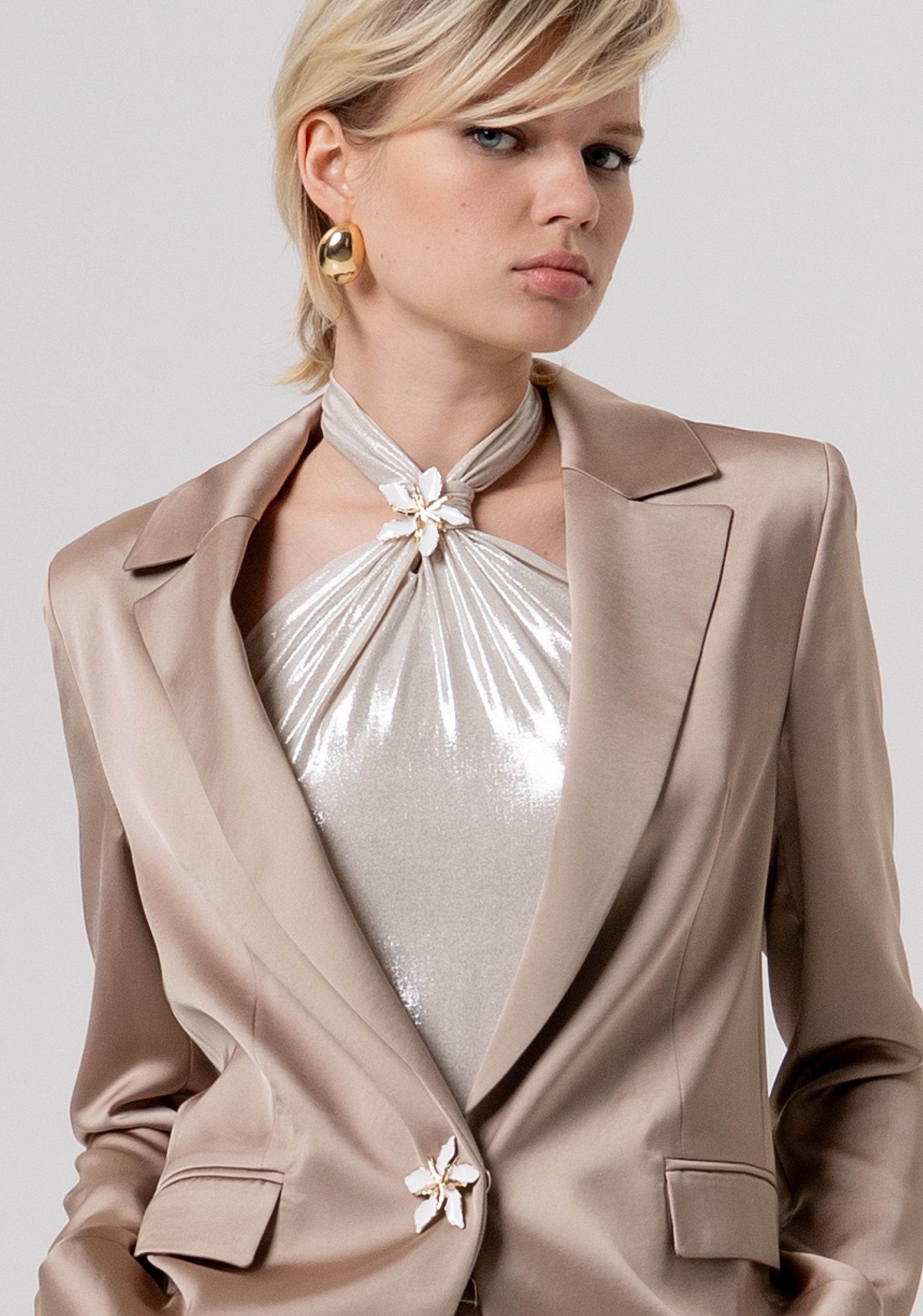 Blazer oversized monopetto in raso FQ26SJ3005W47001-050 Fracomina