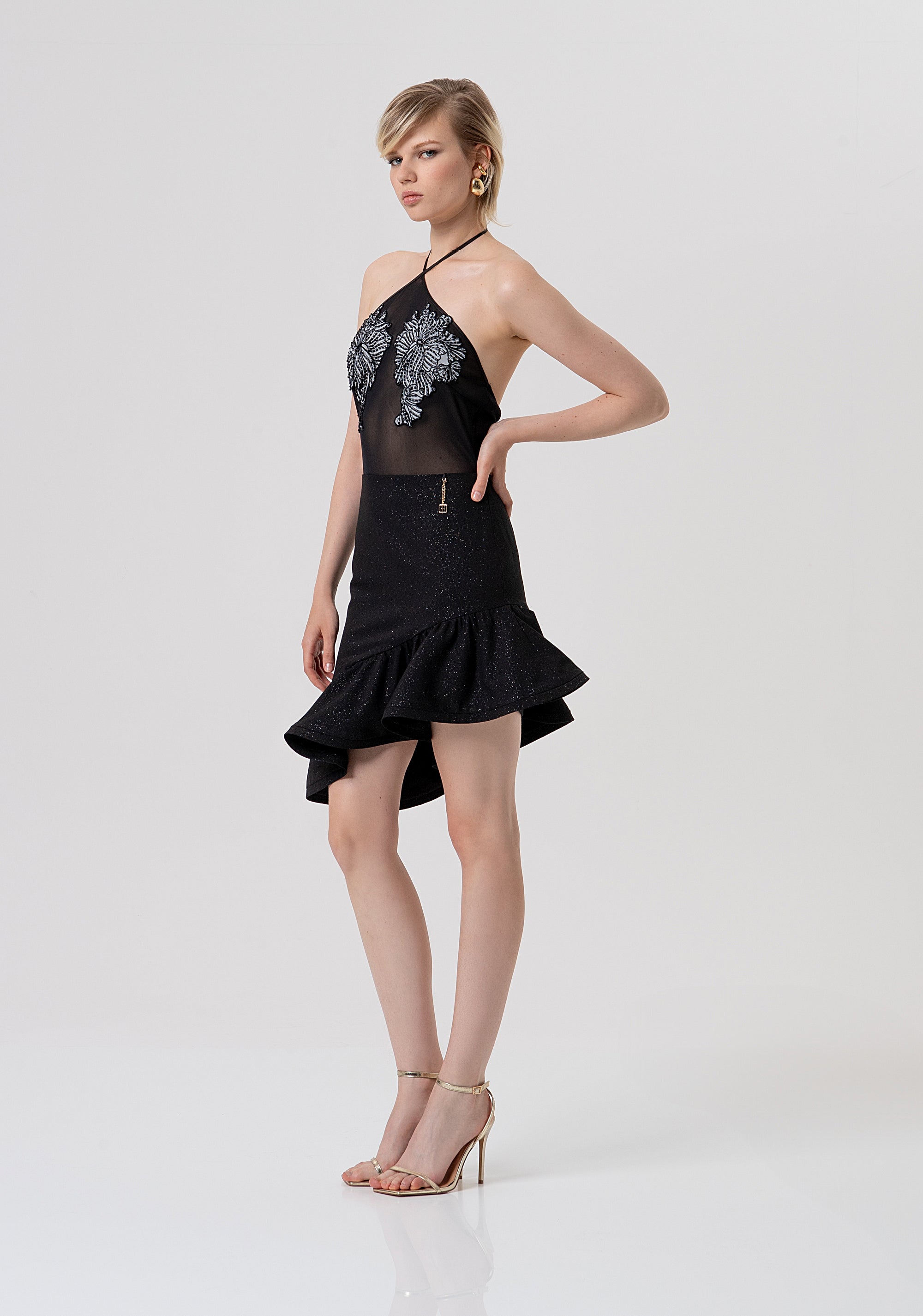 Body senza maniche in tulle con patch fiori e strass