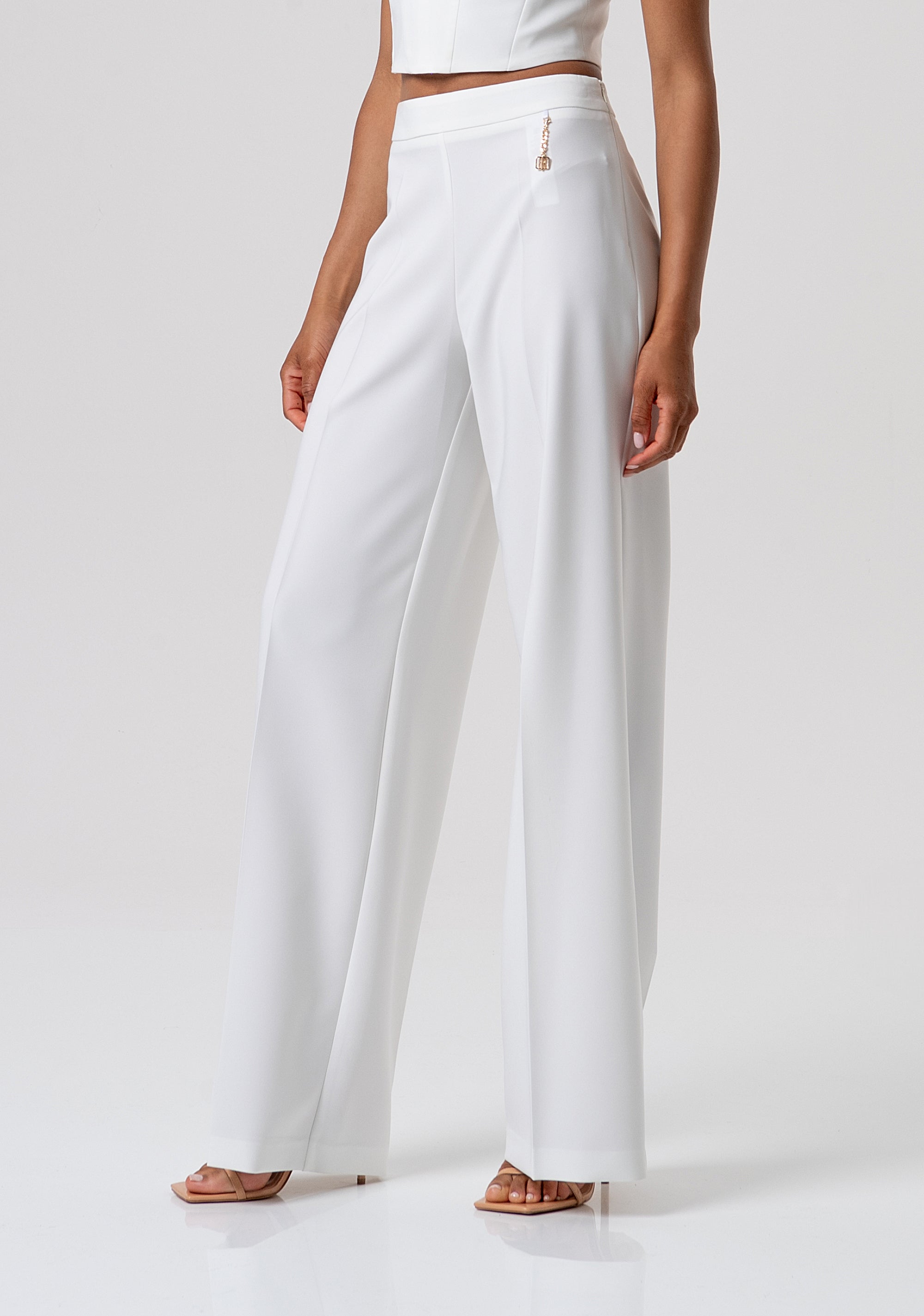 Pantalone flare a palazzo