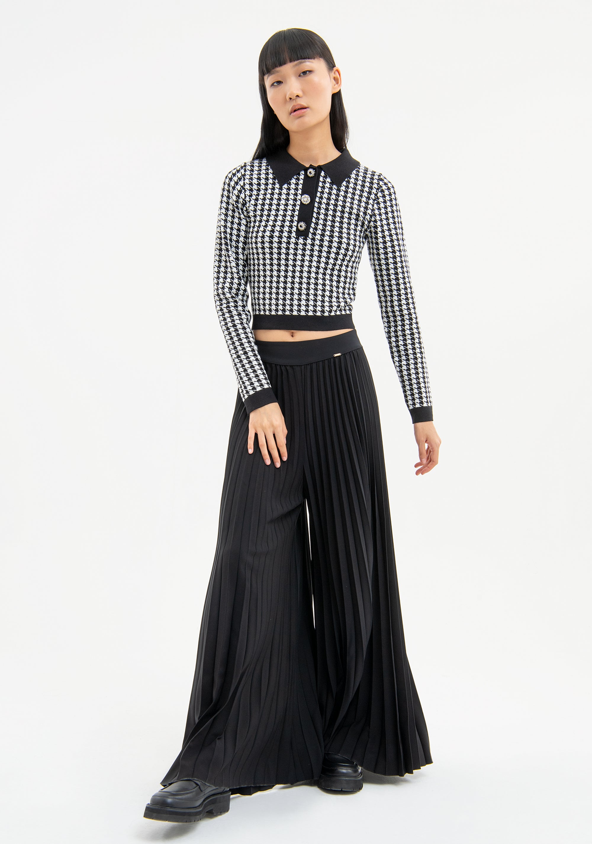 Pantaloni ampi a palazzo plissettati FR23WV3006W43601 Fracomina