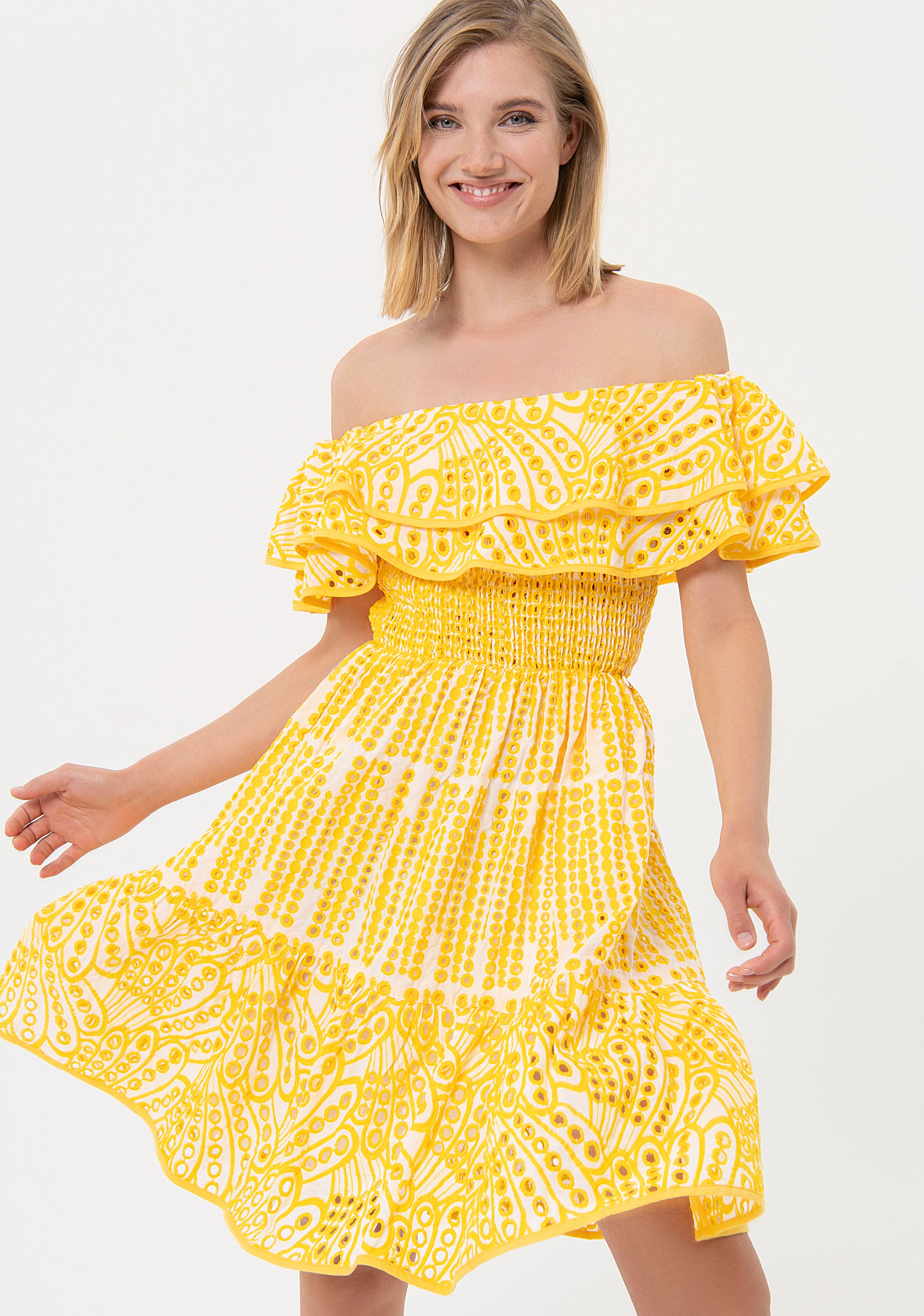 Abito regular mini in pizzo San Gallo FR24SD1015W68701 FRACOMINA