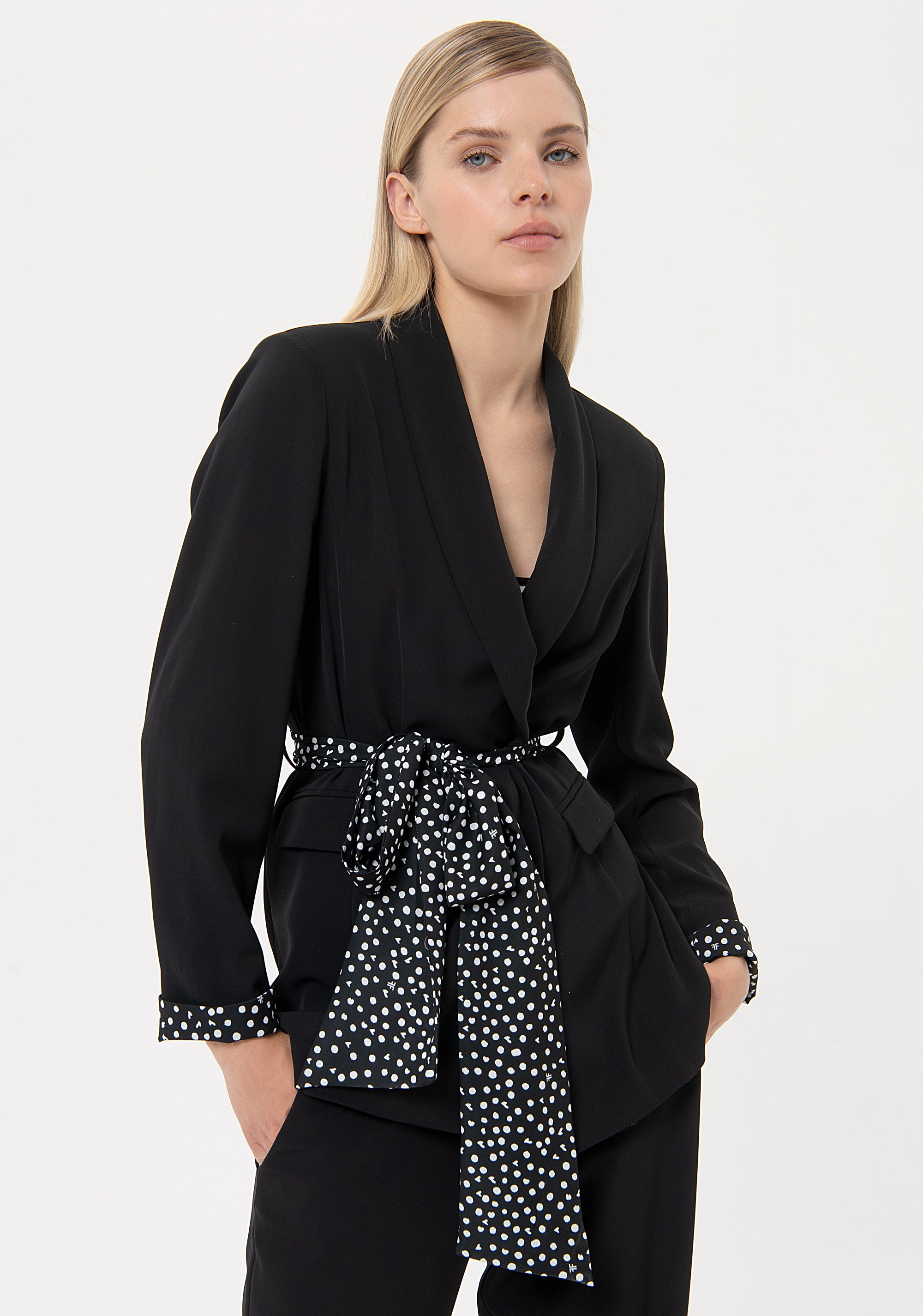Blazer regular lungo in tessuto tecnico FR24SJ3007W436R8 Fracomina