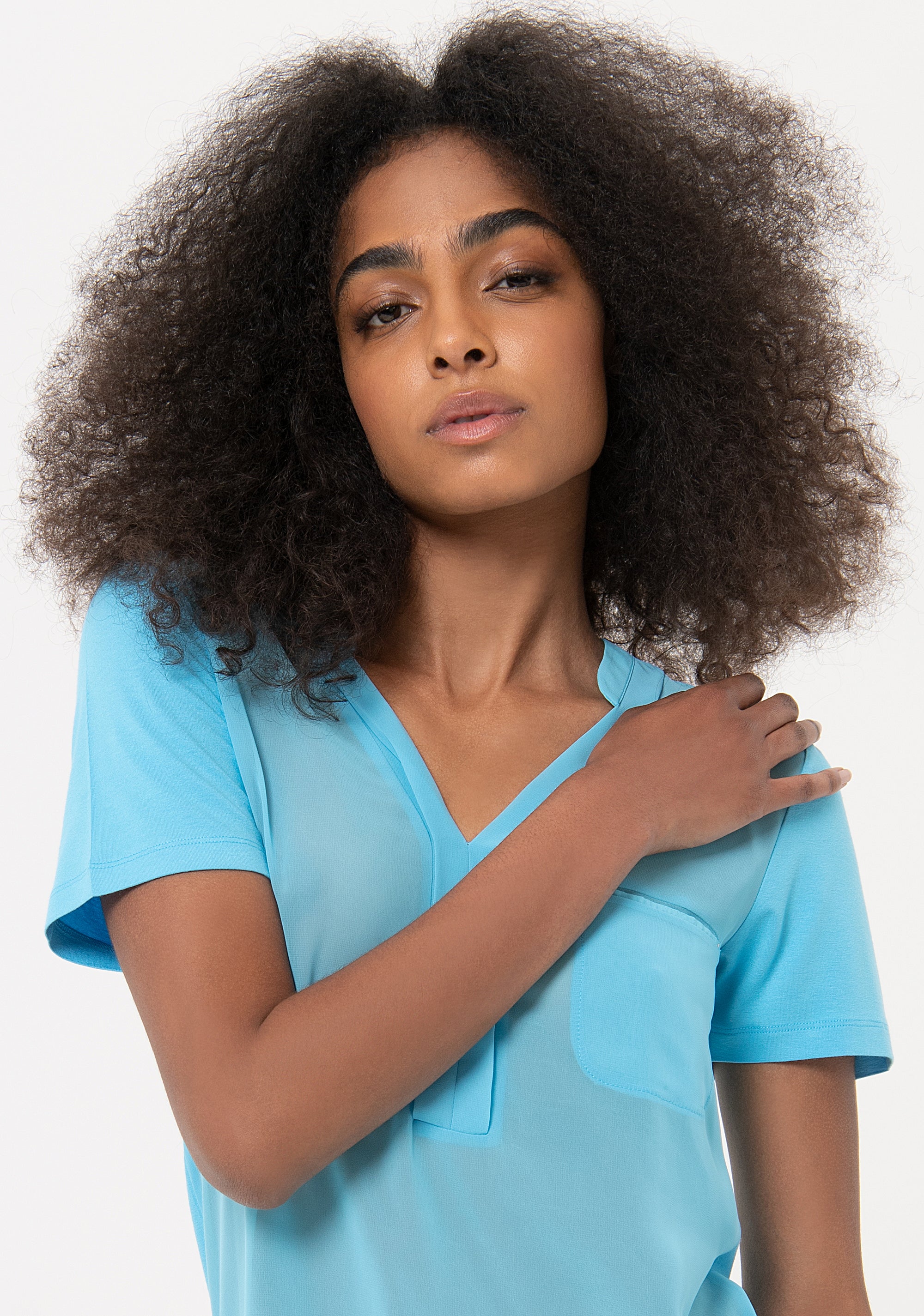 Top regular con scollo a V FR24ST1036J45101-037 Fracomina