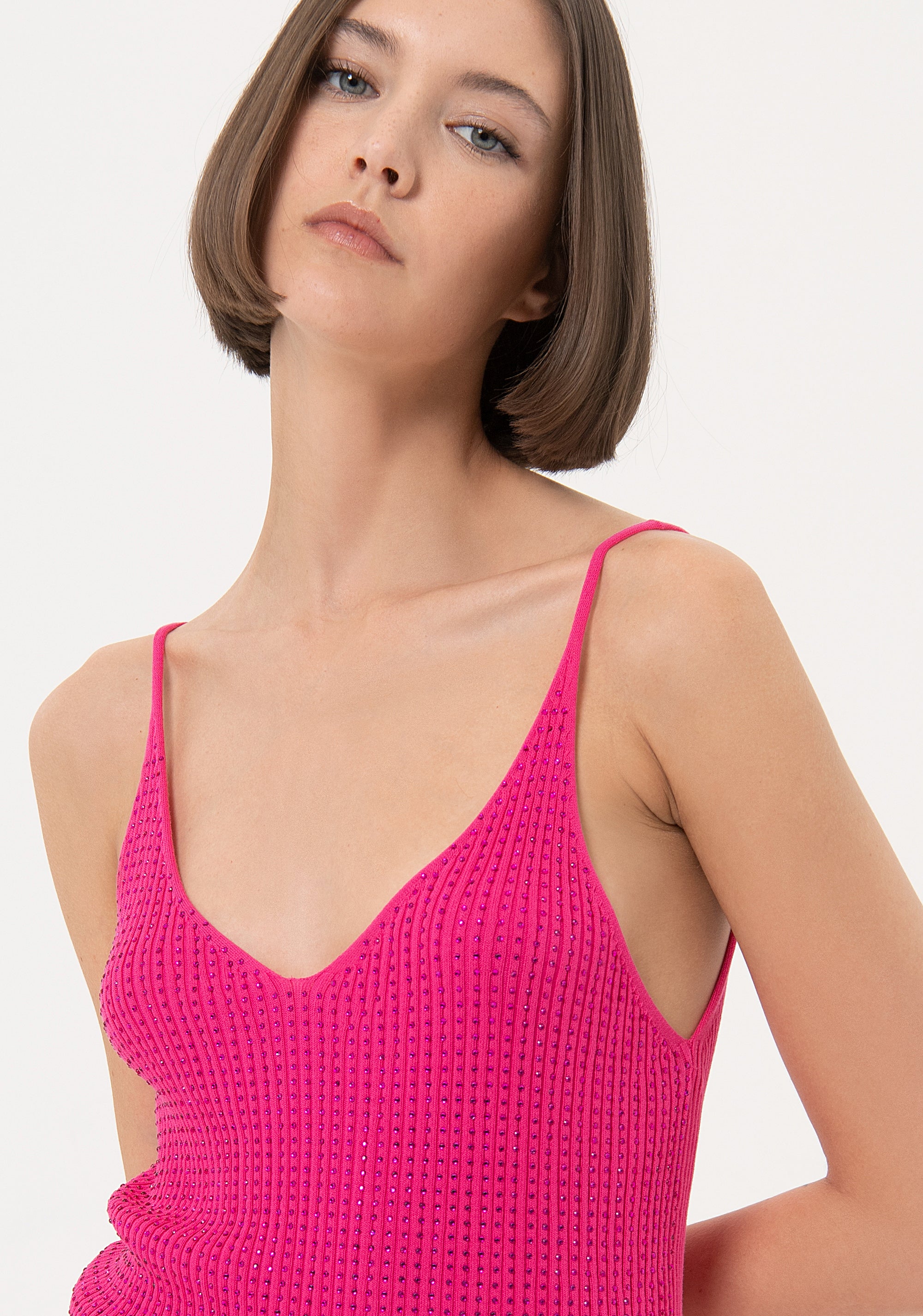 Top slim senza maniche con strass luminosi FR24ST4007K410R9 Fracomina