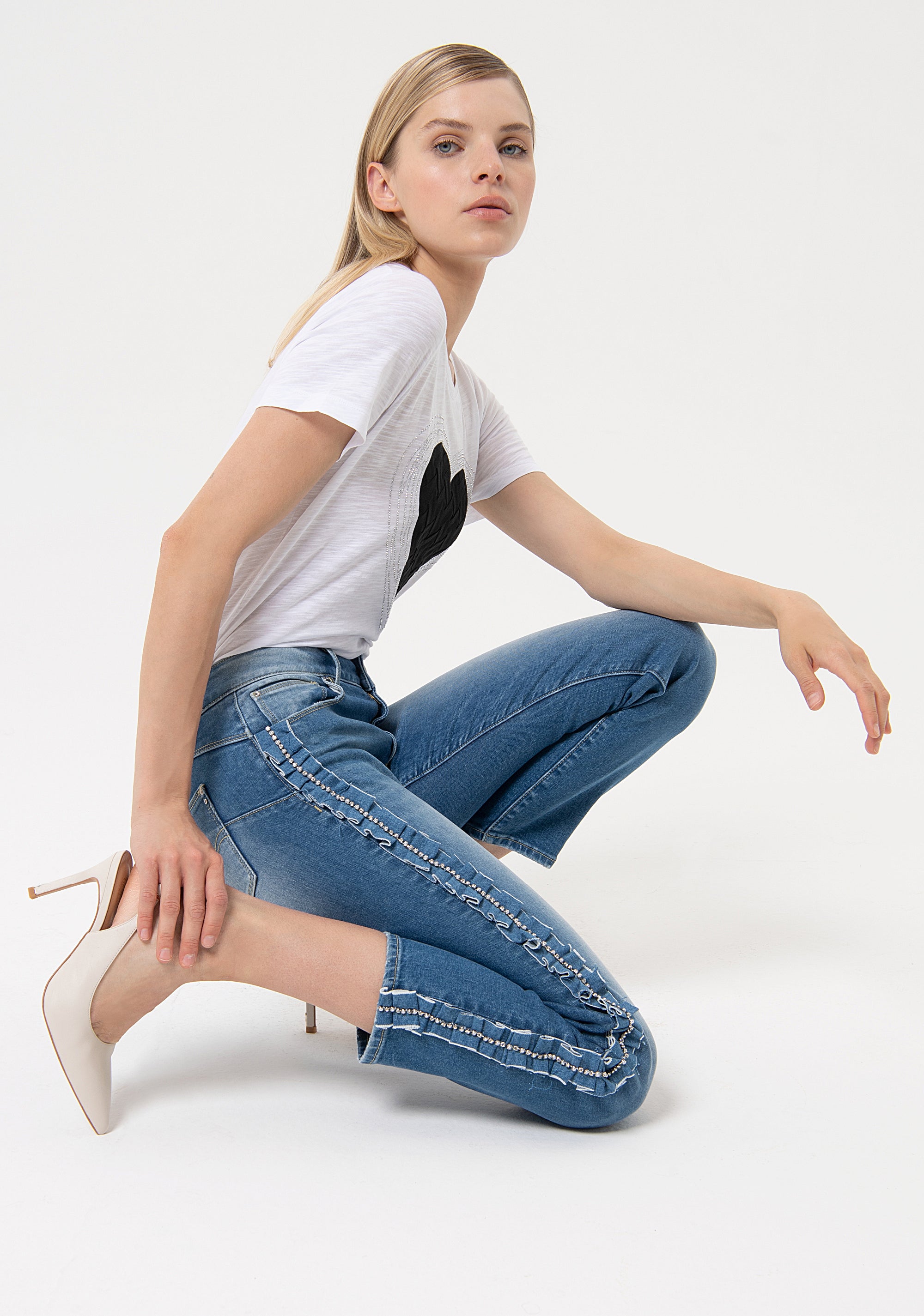 Jeans skinny effetto push up in denim con lavaggio vintage