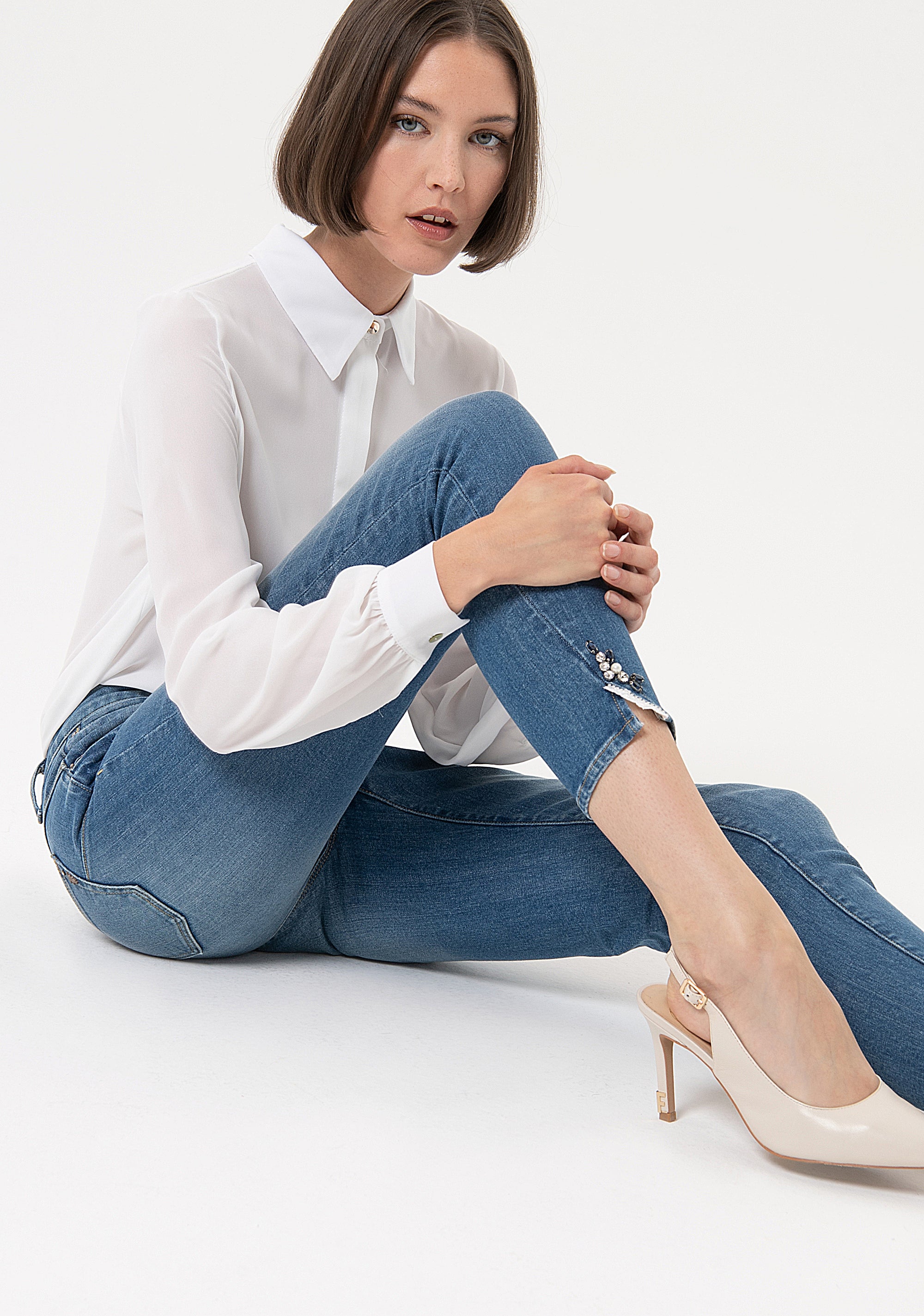 Jeans skinny effetto push up in denim con lavaggio stonebleached FR24SV9002D40102 Fracomina