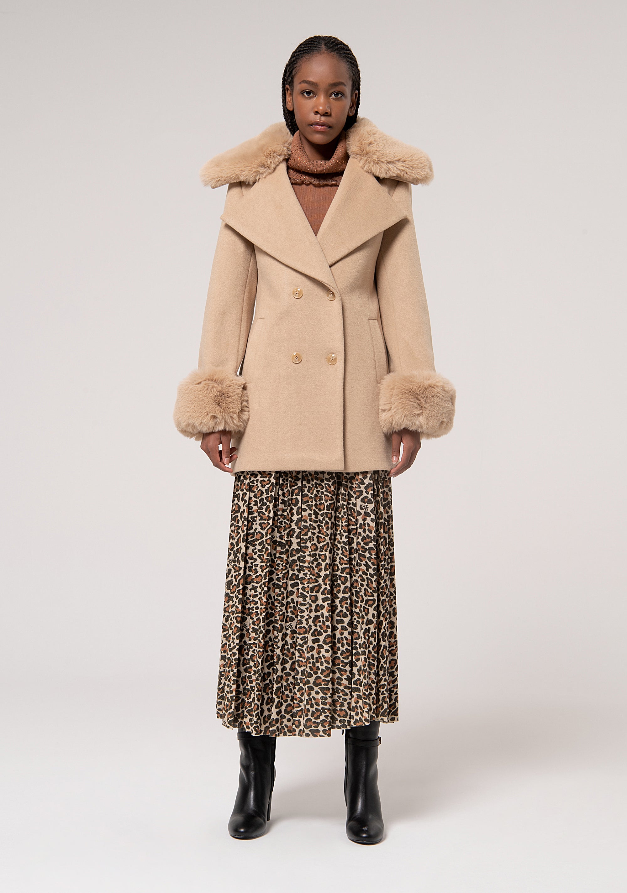 Cappotto regular doppiopetto FR24WC1007W57901-L20 Fracomina
