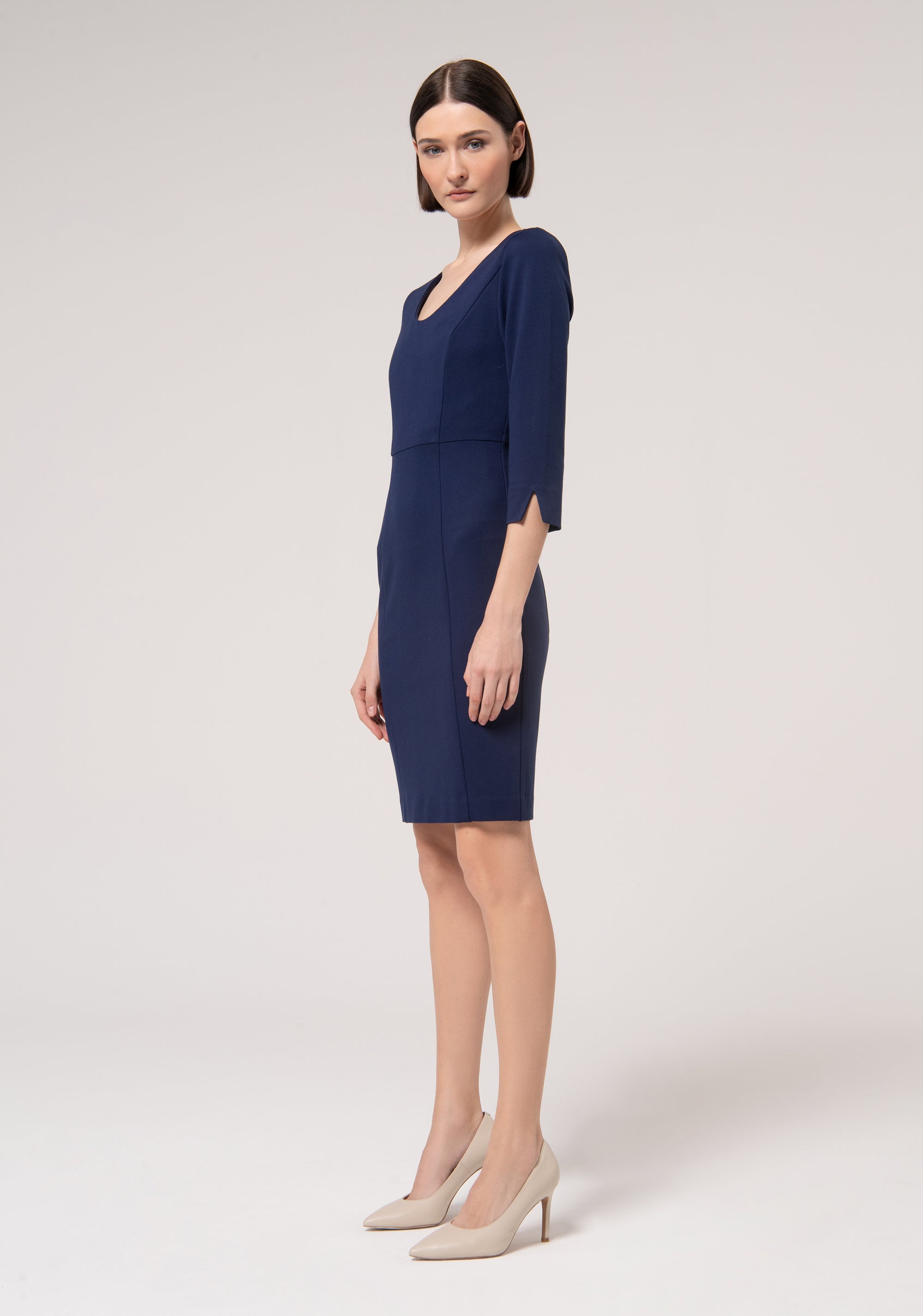 Abito slim mini in tessuto stretch