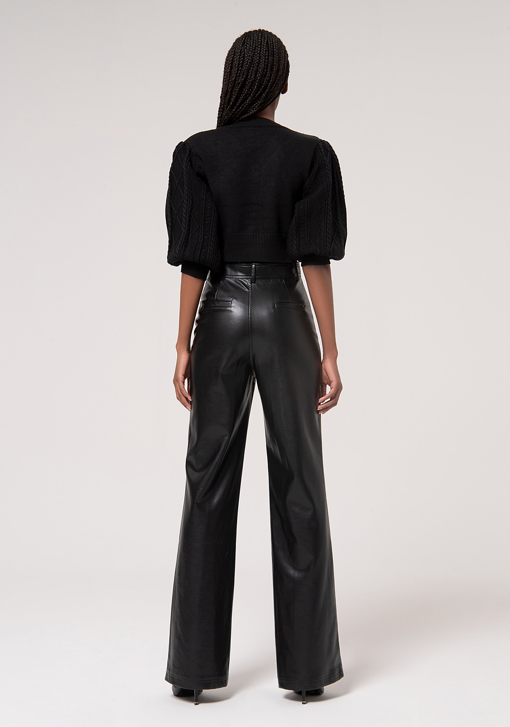 Pantalone regular a palazzo in tessuto lucido