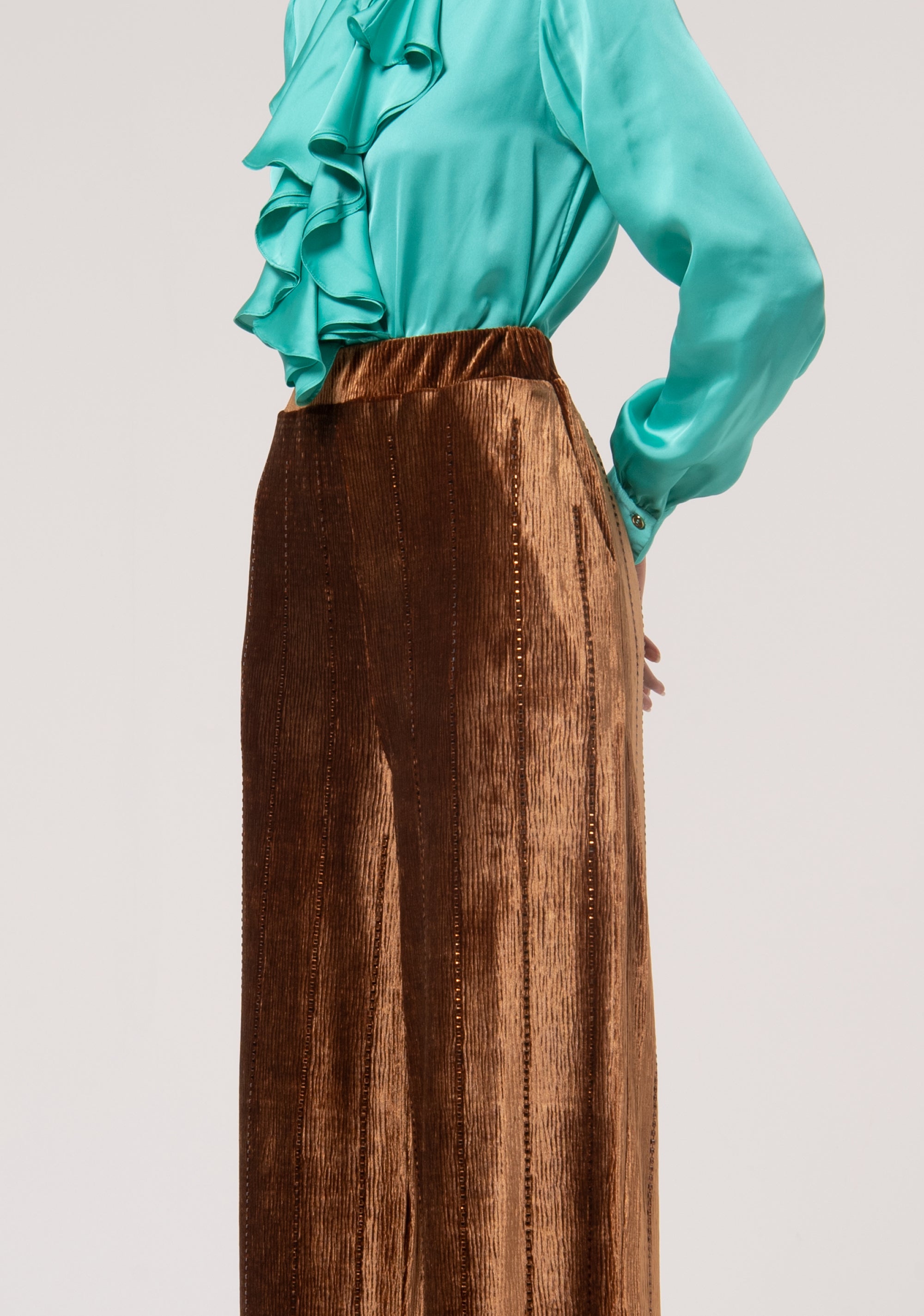 Pantalone flare a palazzo in velluto