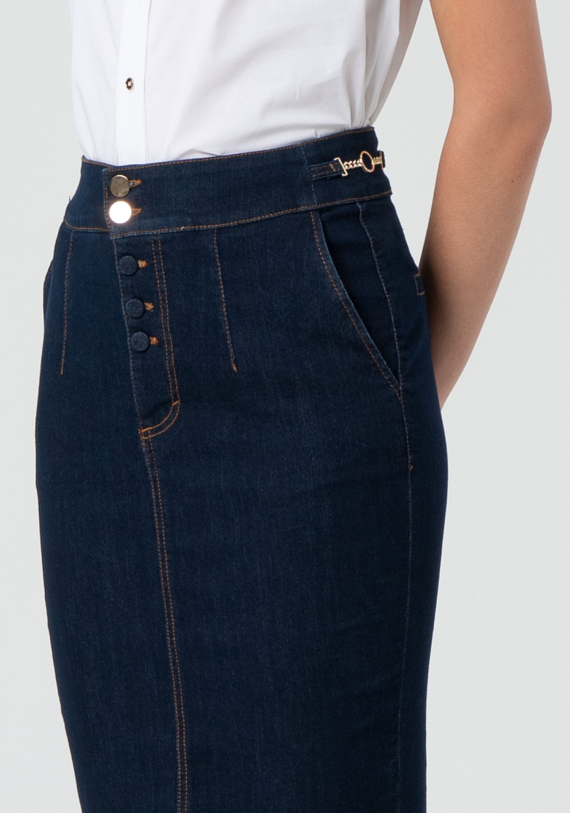 Gonna aderente midi in denim con lavaggio scuro FR25SG5004D46093-L23 Fracomina