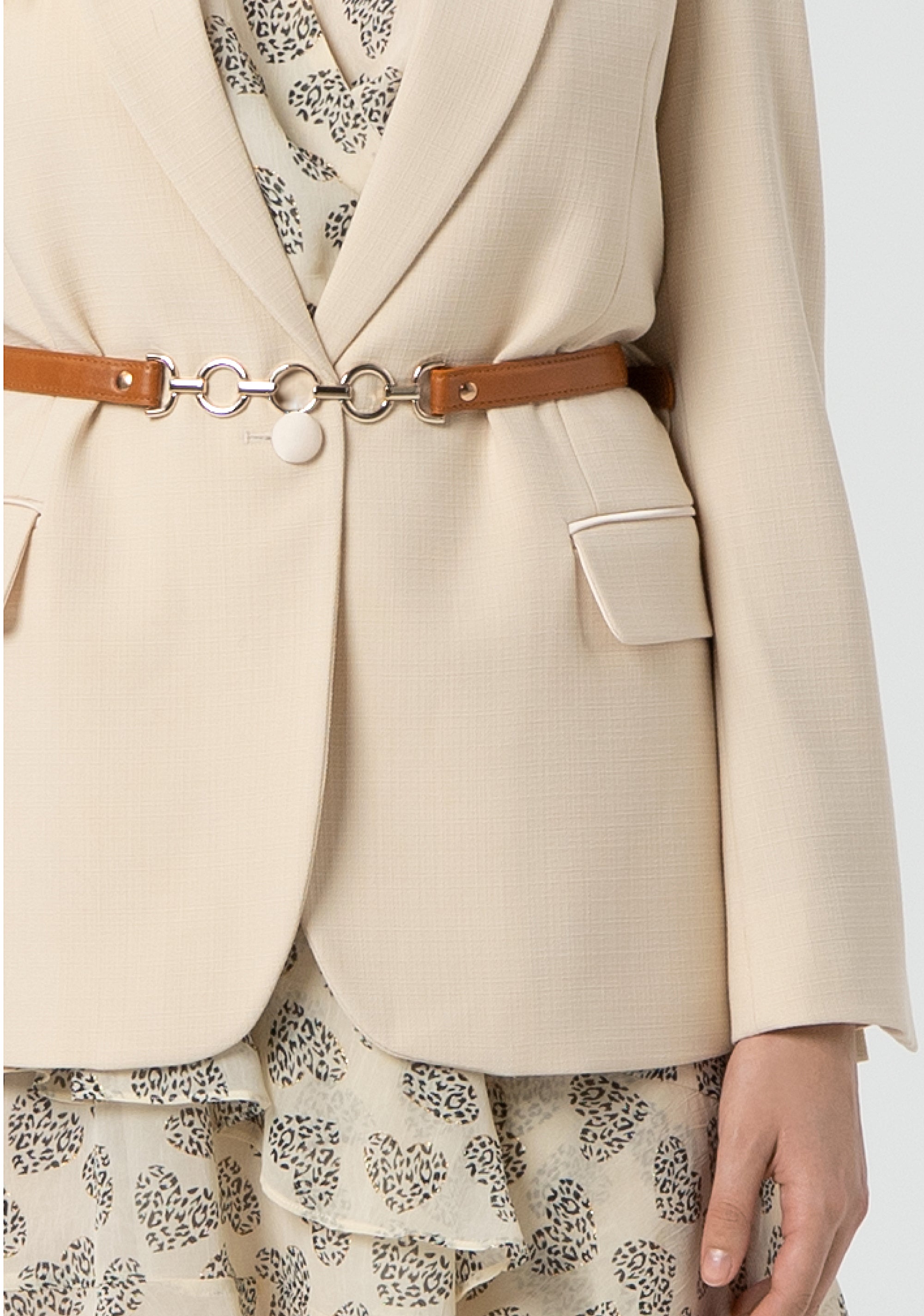 Blazer regular monopetto con cintura abbinata