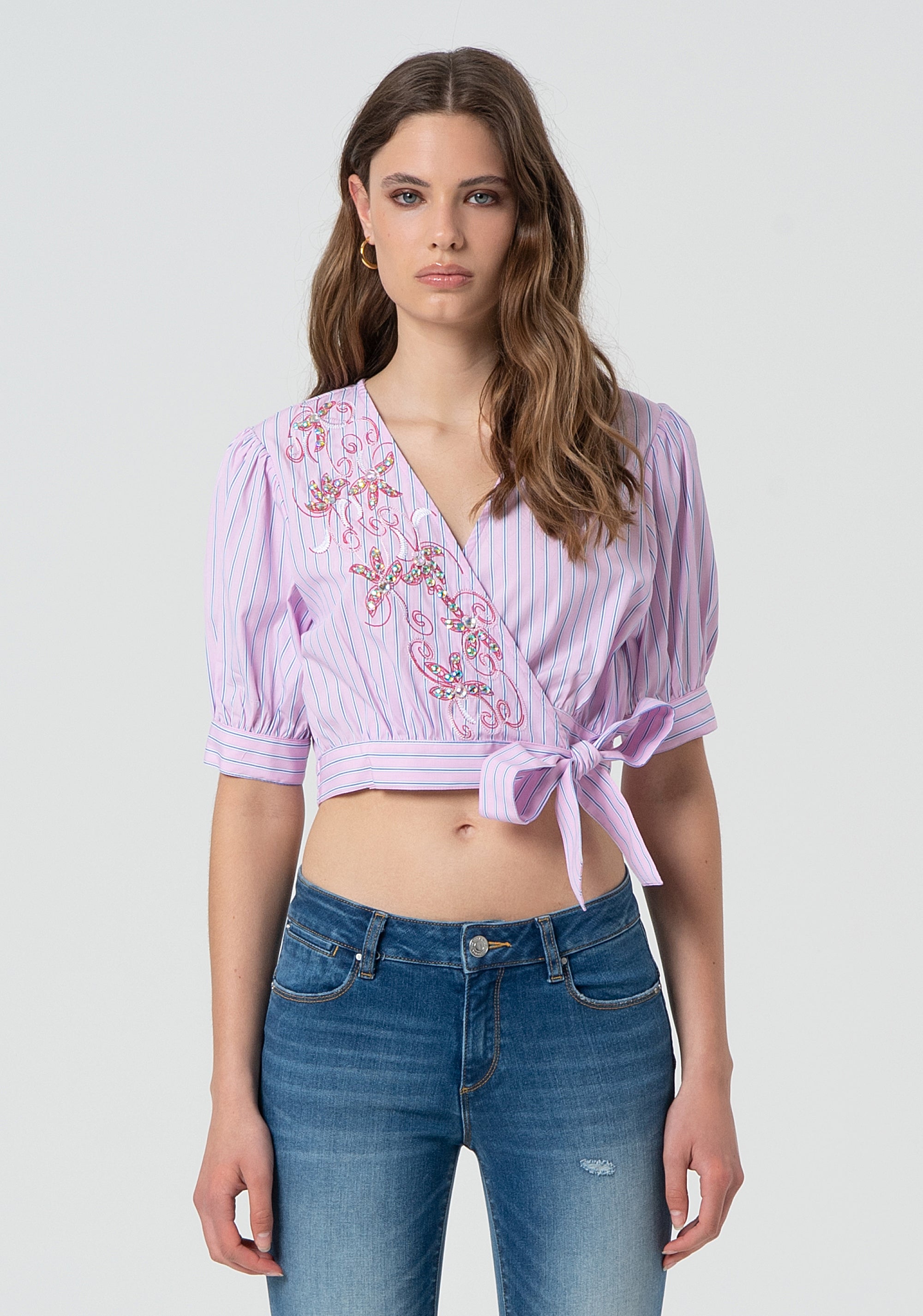Top cropped a righe con ricami FR25ST1006W696N8-238 Fracomina