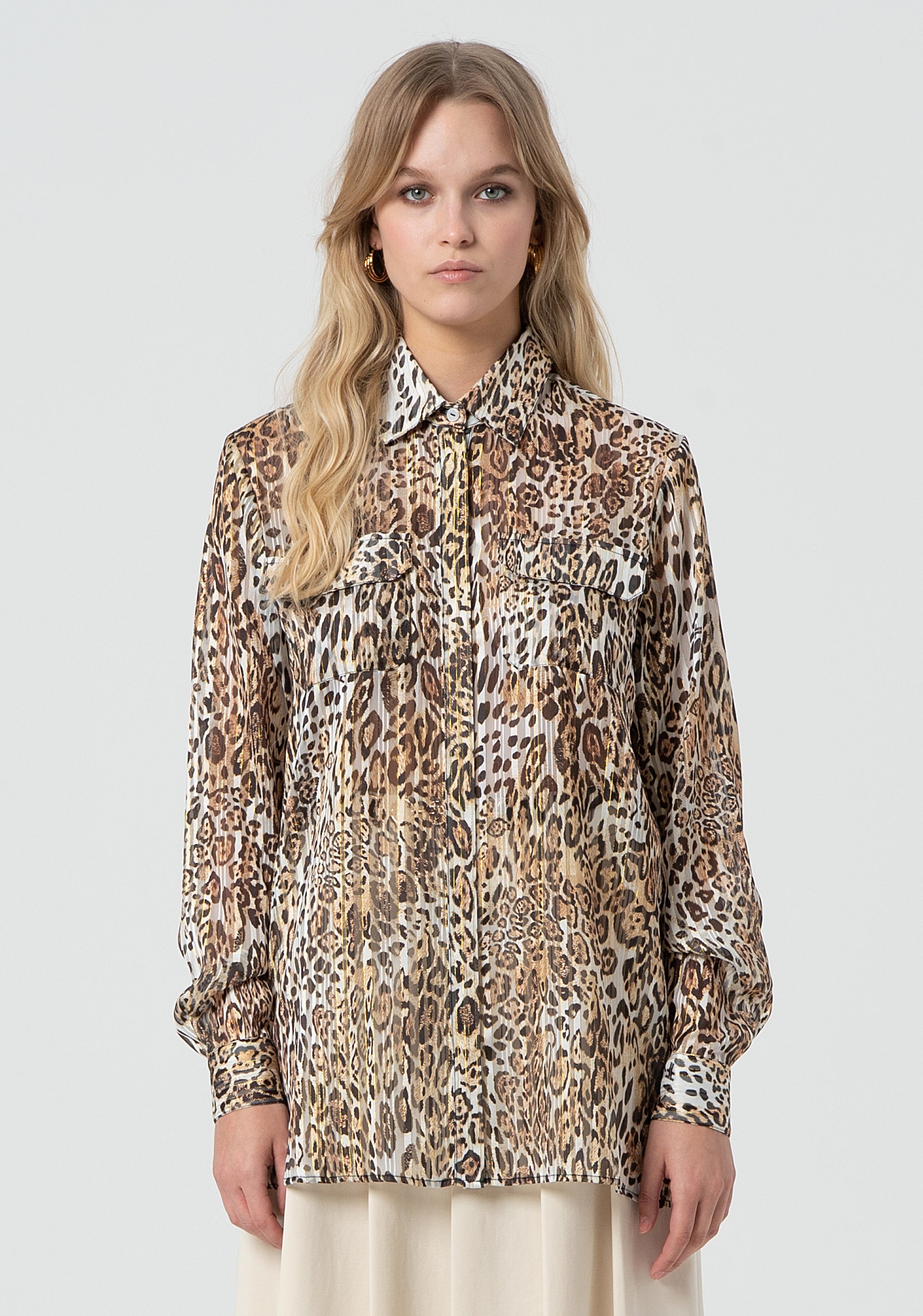 Camicia regular in georgette con stampa animalier FR25ST6018W777J8