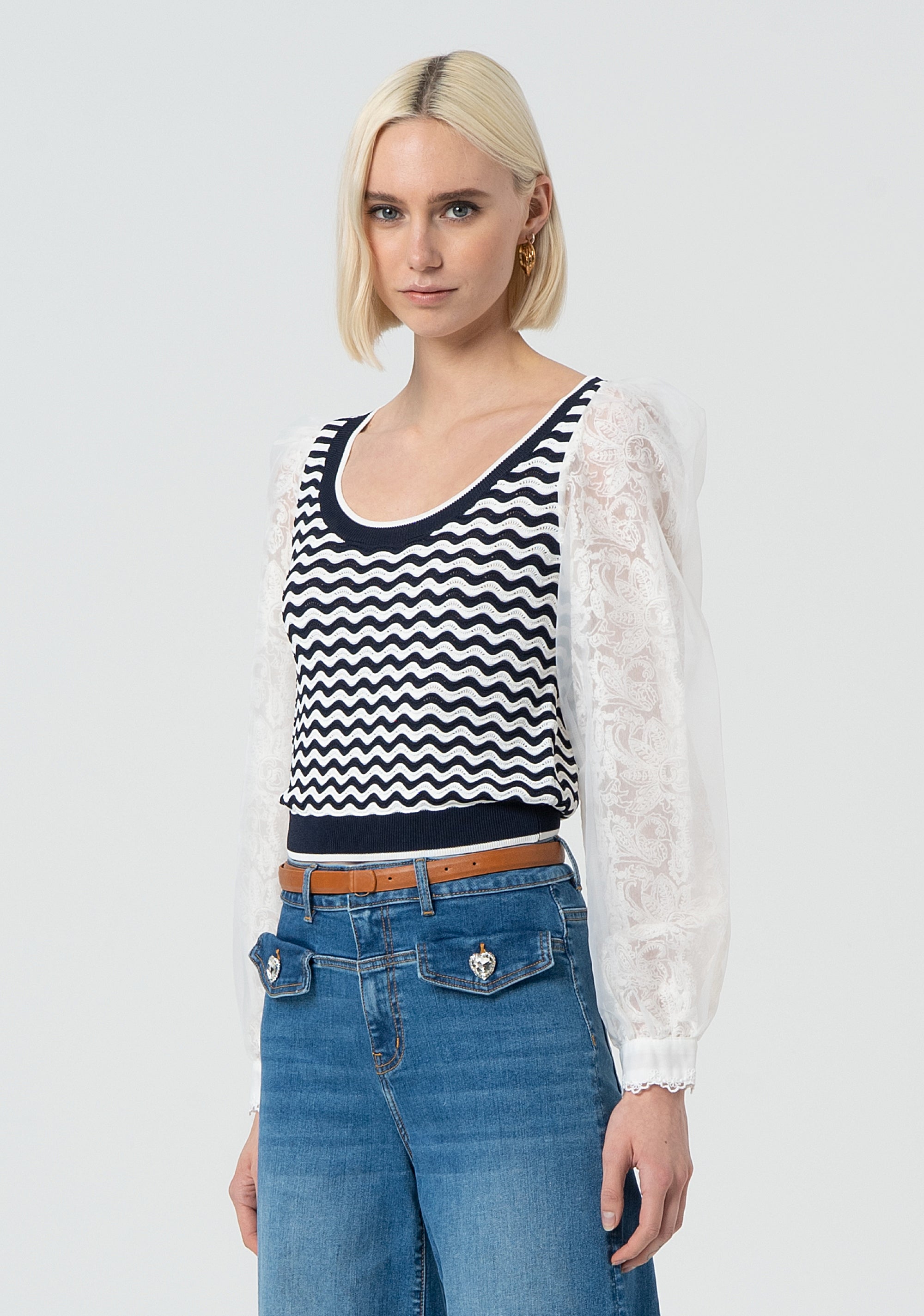 Maglia aderente a righe con maniche lunghe in pizzo FR25ST7019K421G1-957 Fracomina