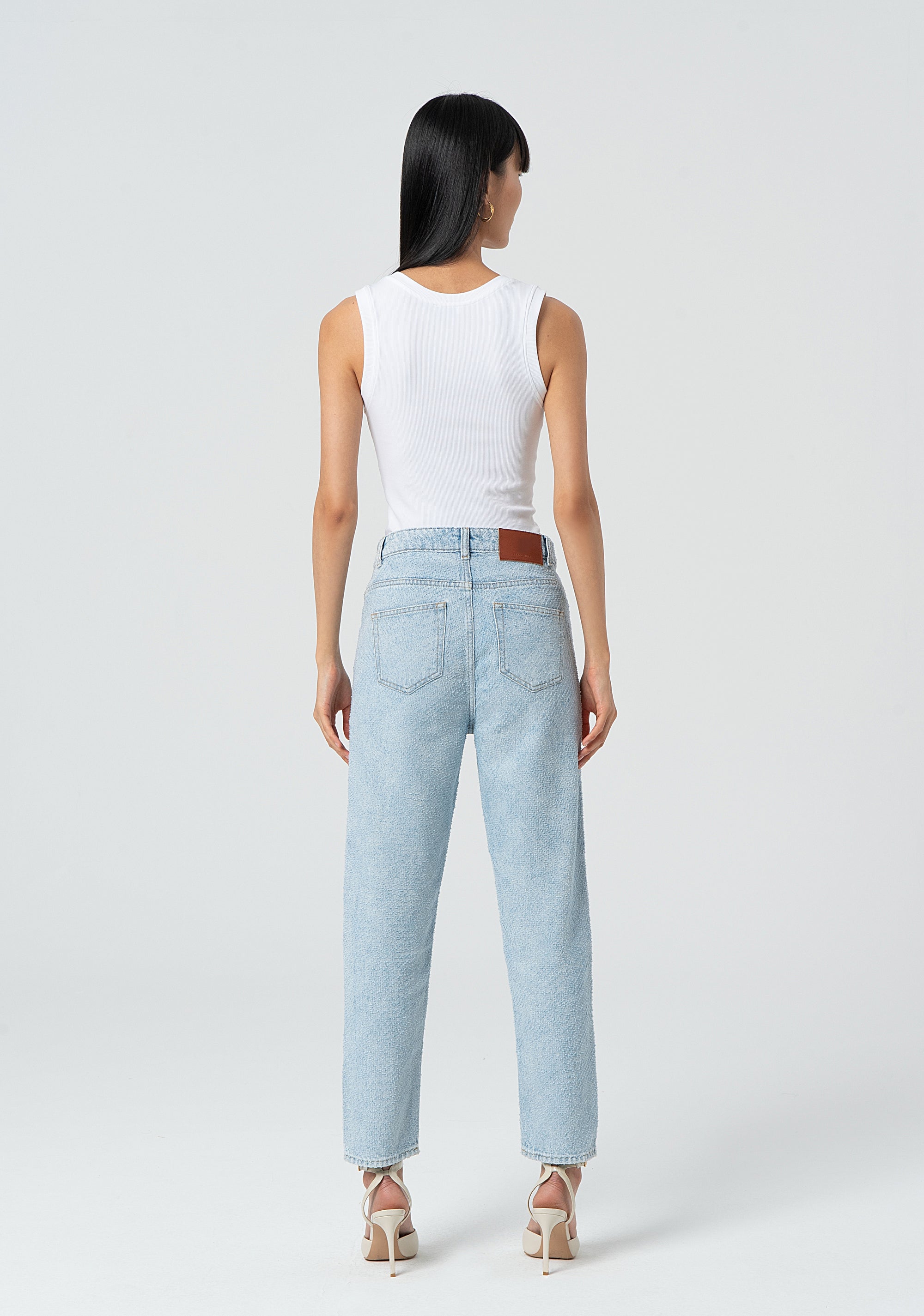 Jeans linea dritta in denim fisso lavorato con lavaggio bleached FR25SV5006D41903-062 Fracomina