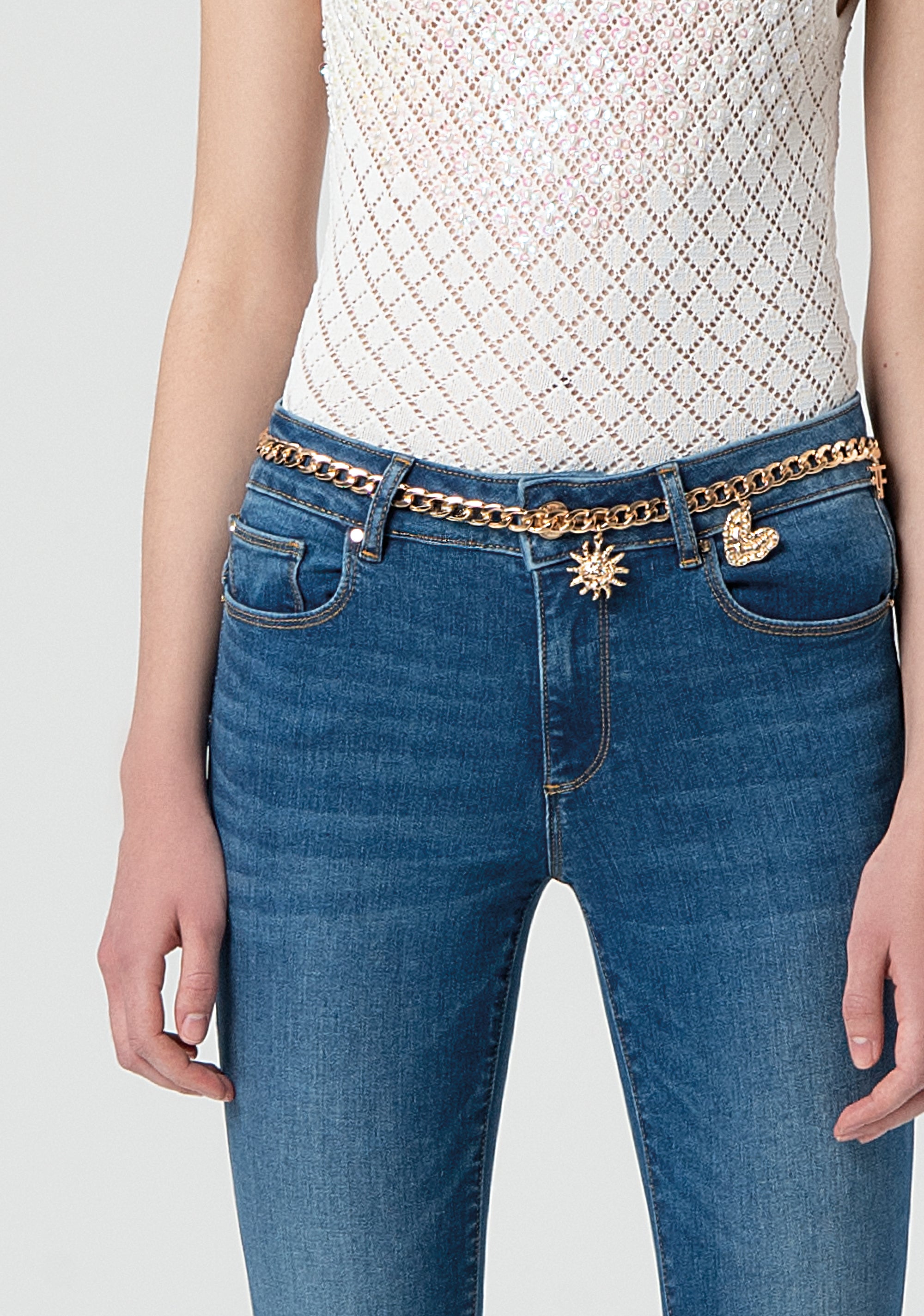 Jeans Bella S bootcut con cintura