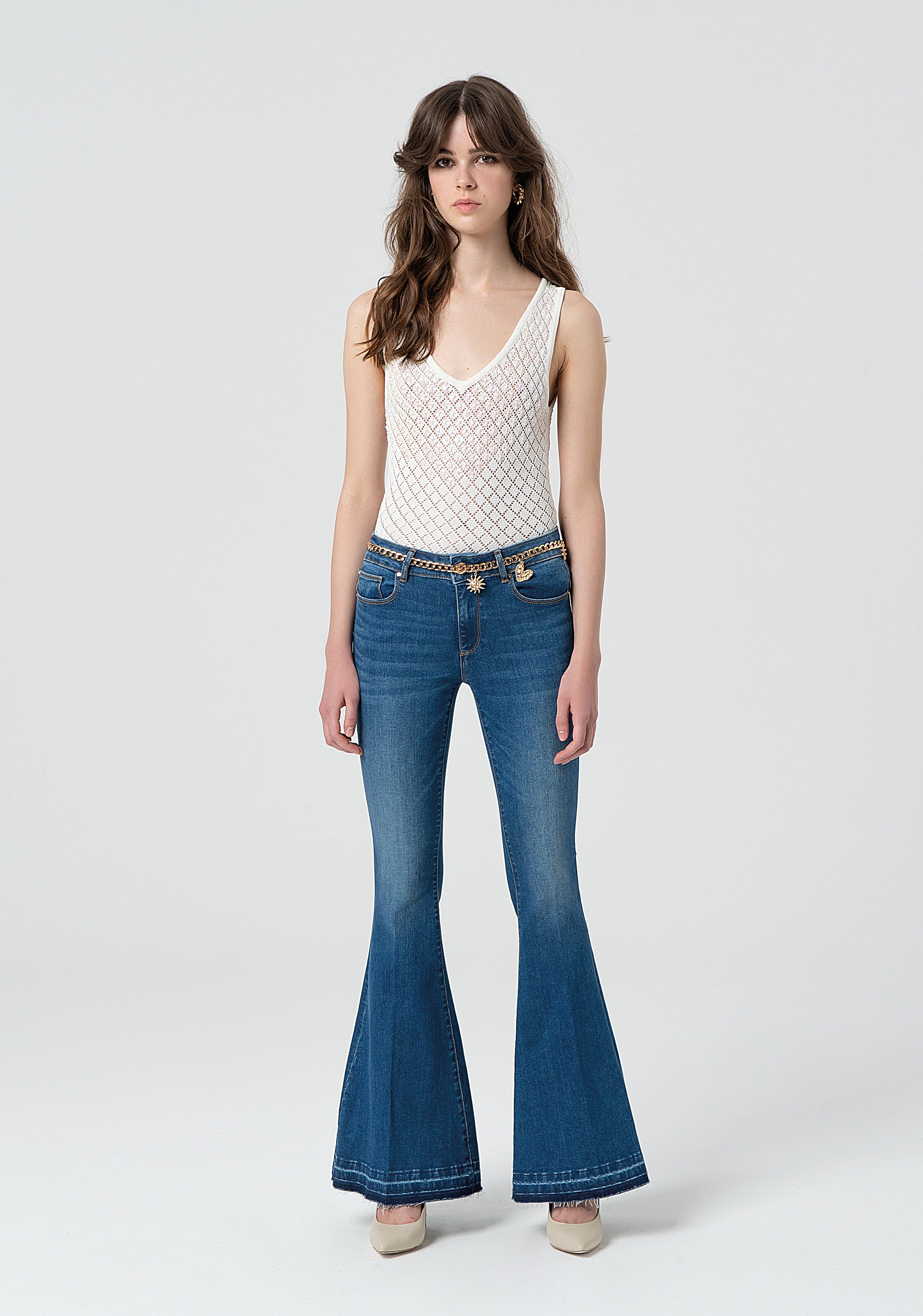 Jeans Bella S bootcut con cintura
