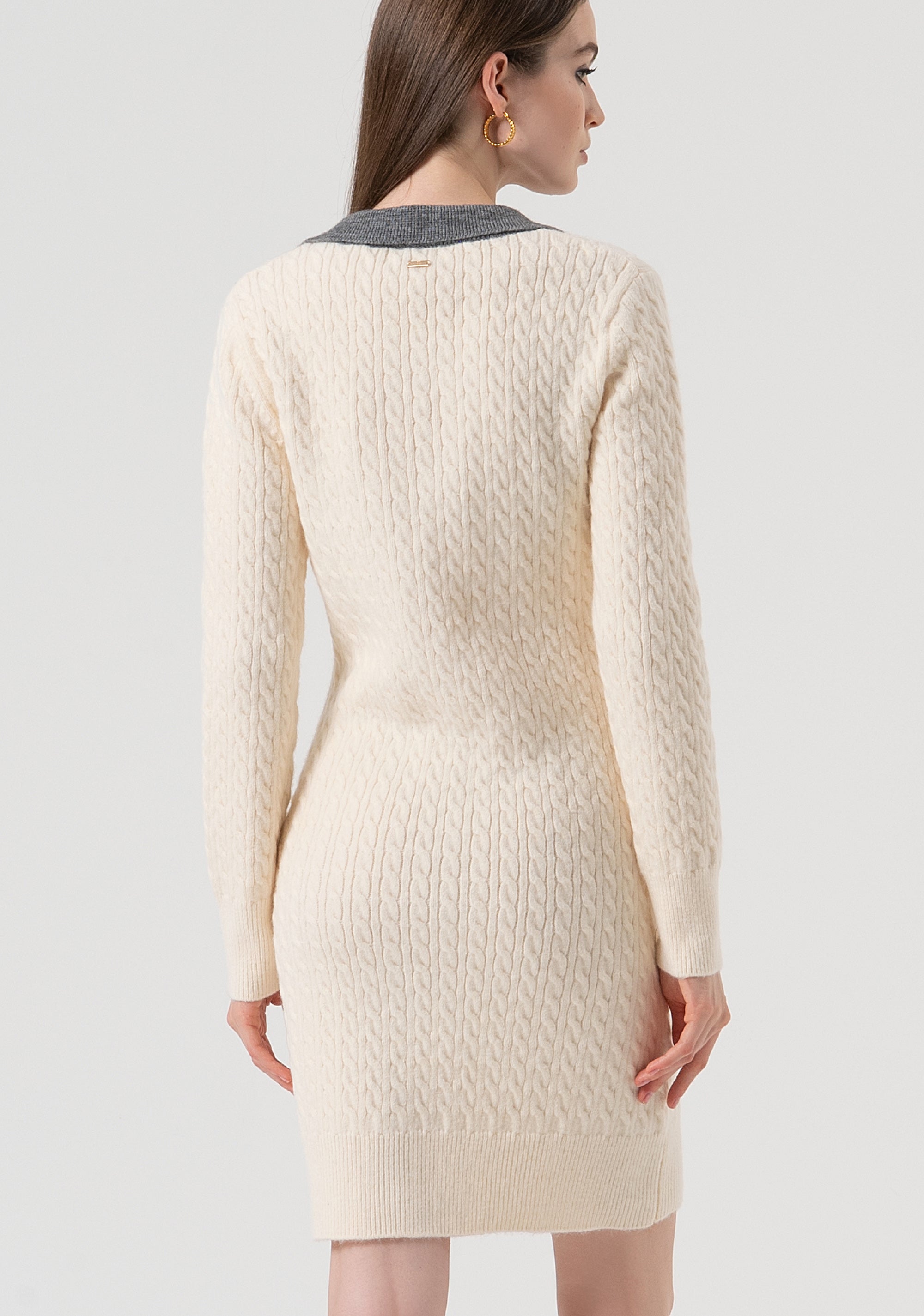 Abito slim mini in maglia a trecce FR25WD5009K55401-T56 Fracomina