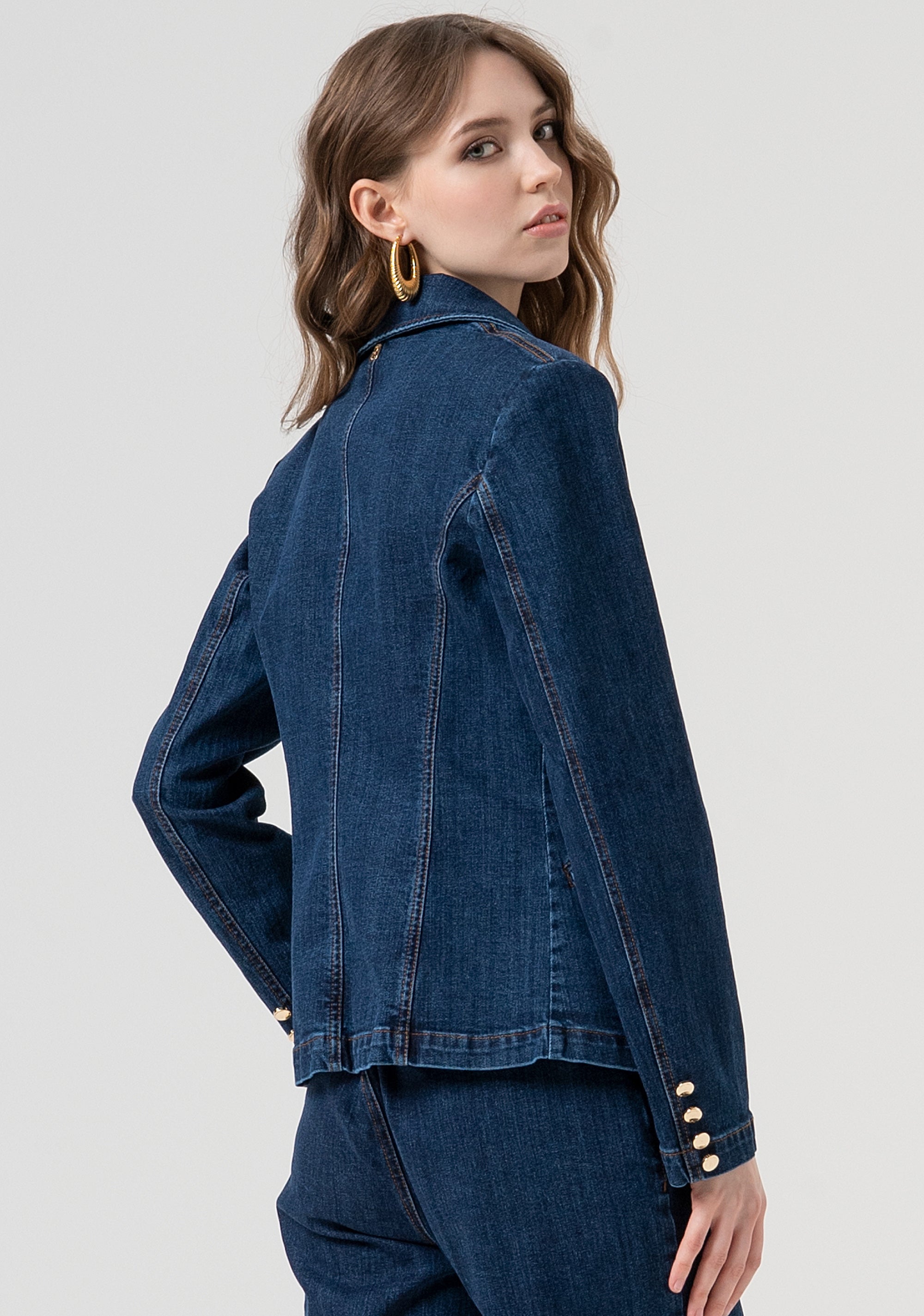 Blazer regular doppiopetto in denim con lavaggio vintage FR25WJ4012D45002-987 Fracomina