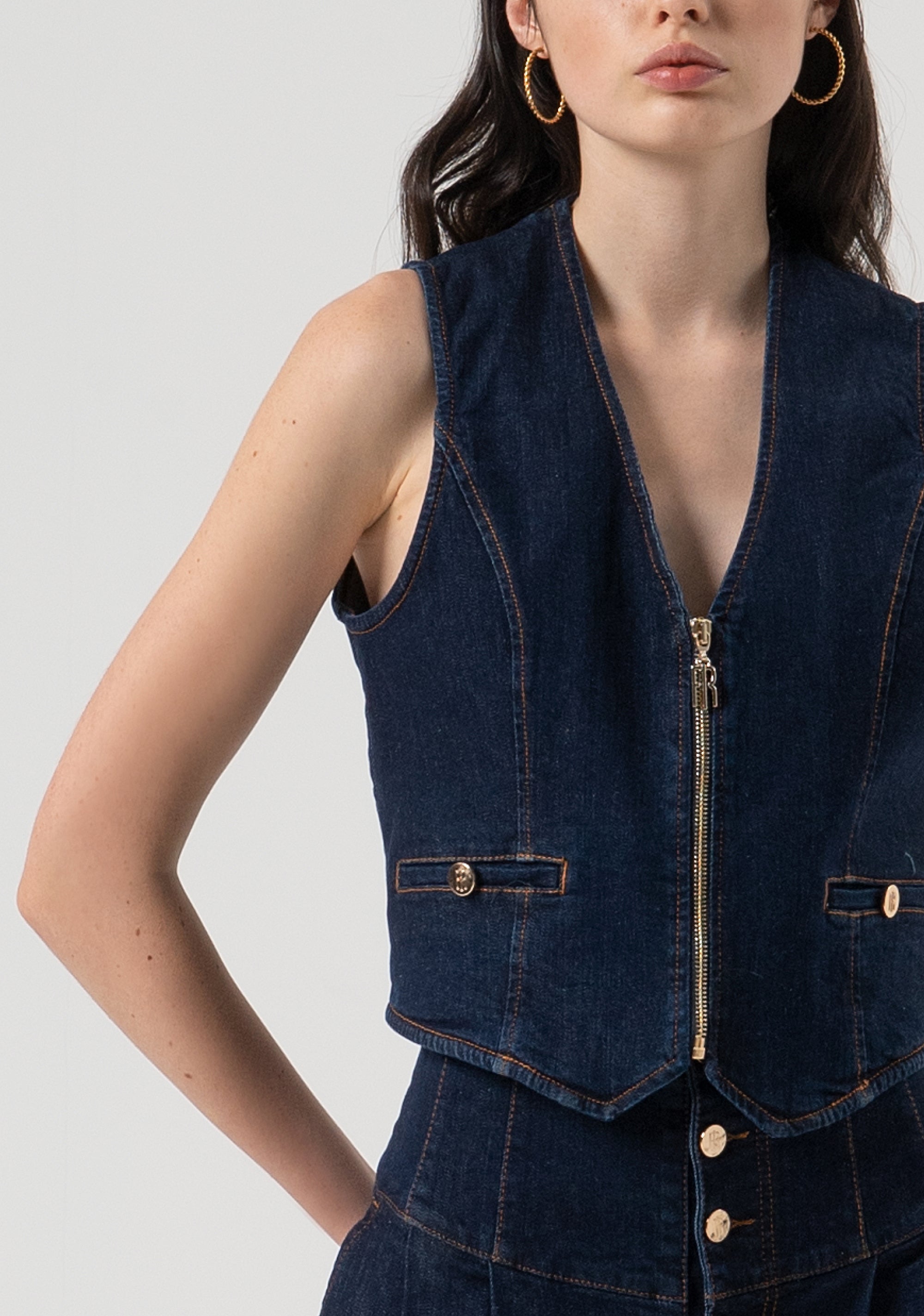 Gilet regular in denim con lavaggio raw FR25WJ5013D46493-L23 Fracomina
