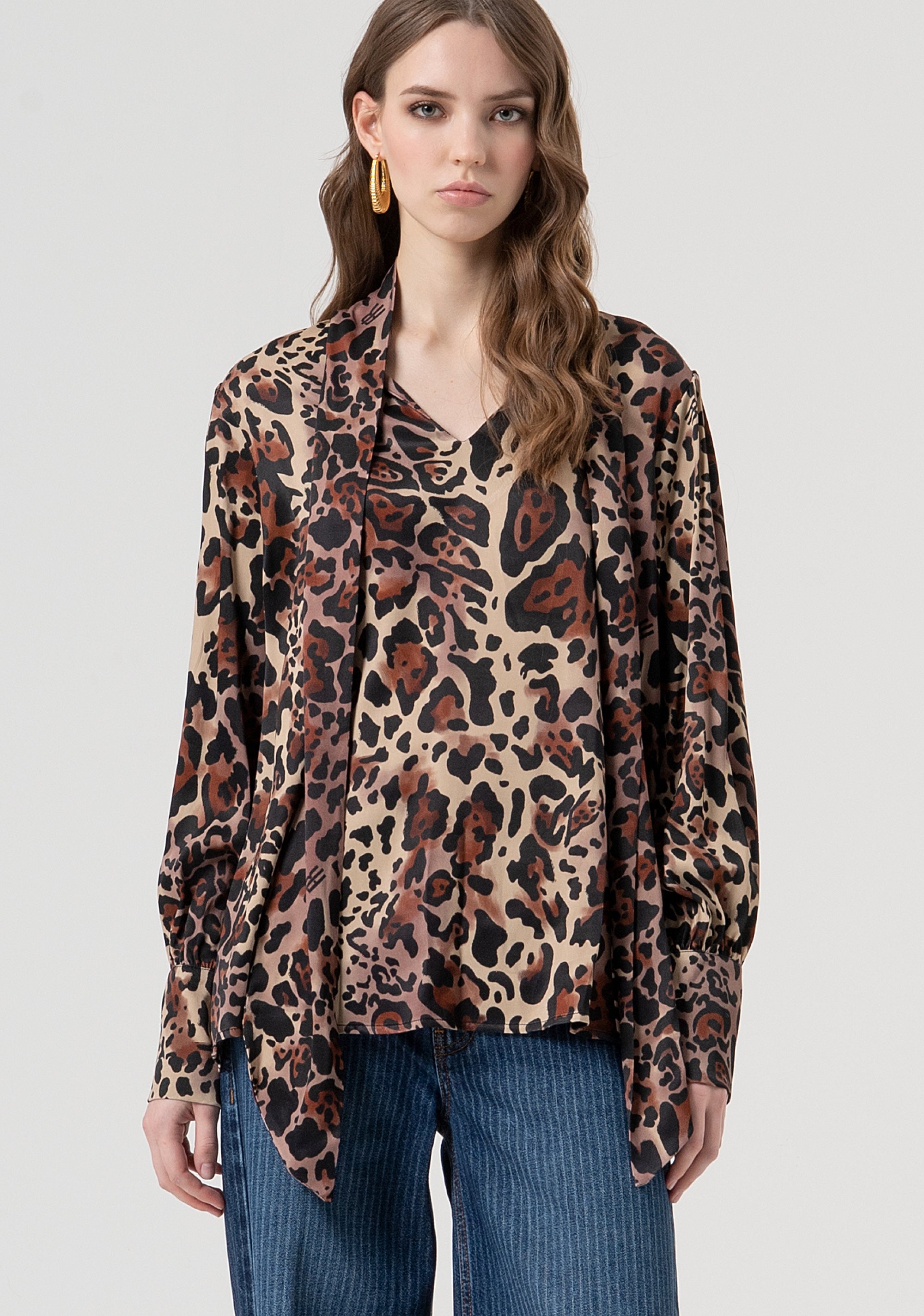 Blusa regular in fantasia animalier FR25WT1023W811L7-M17 Fracomina