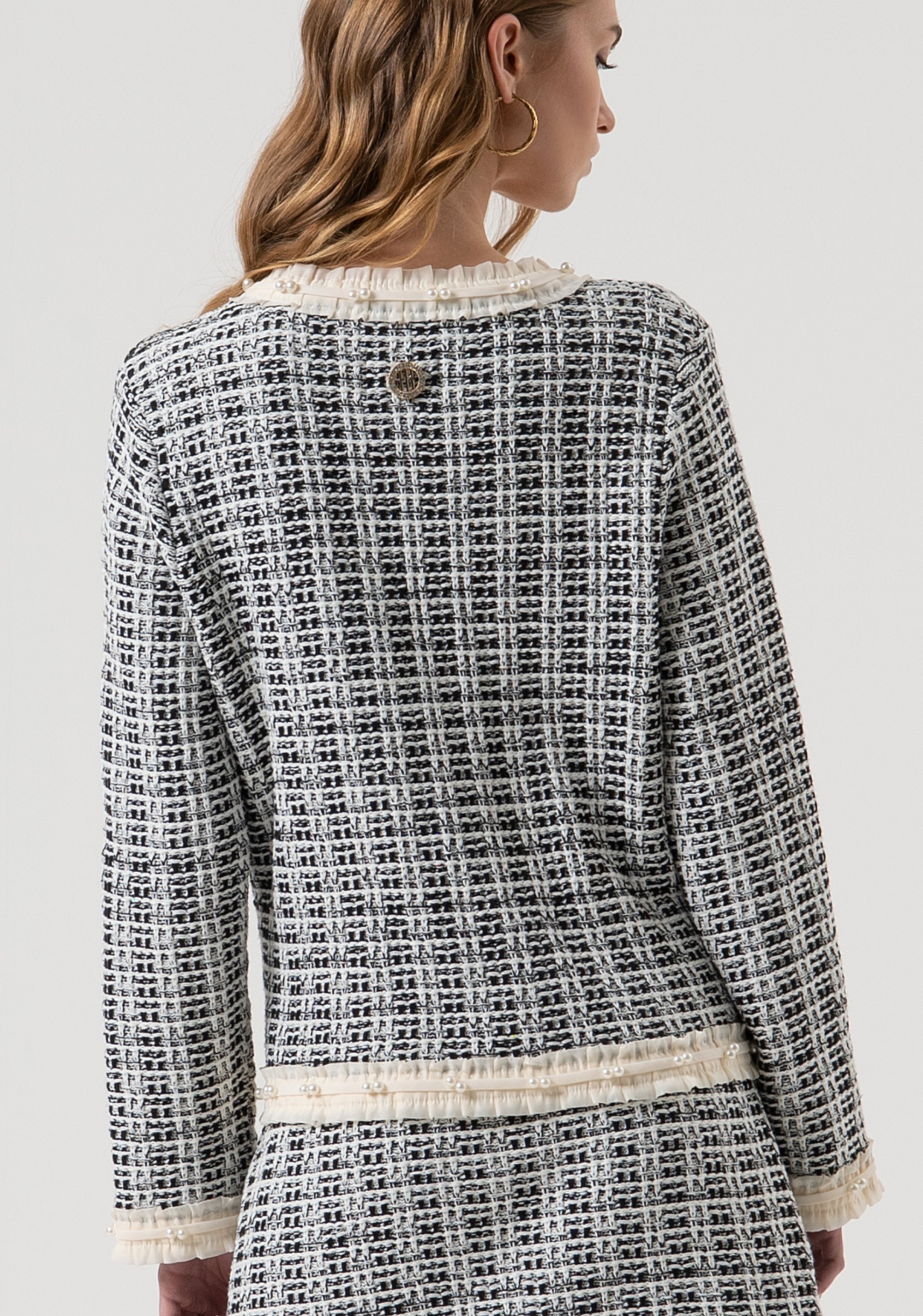 Cardigan regular con passamanerie e perle FR25WT8028K51601-054 Fracomina
