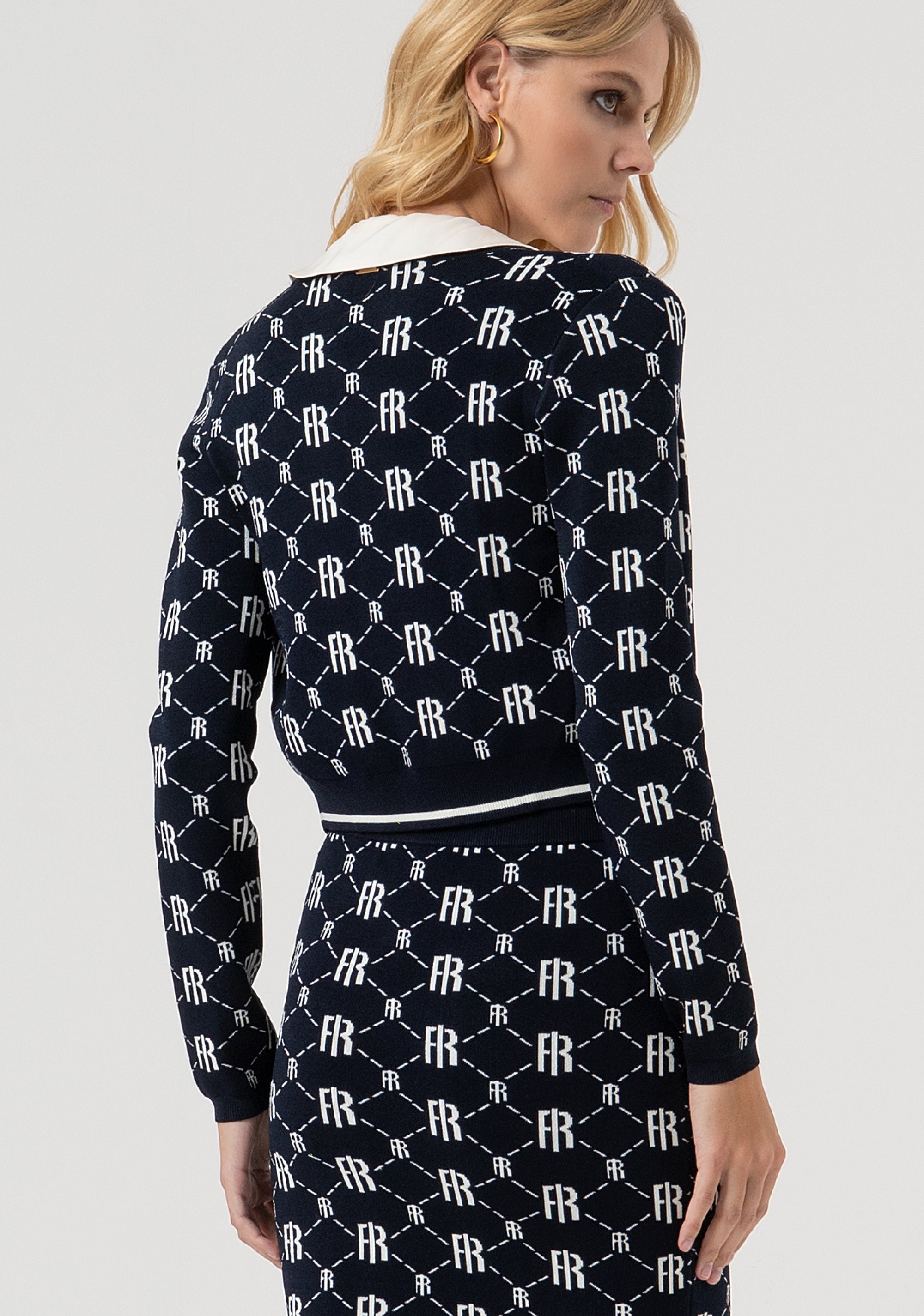 Cardigan regular in jacquard logo FR25WT8036K414F8-968 Fracomina